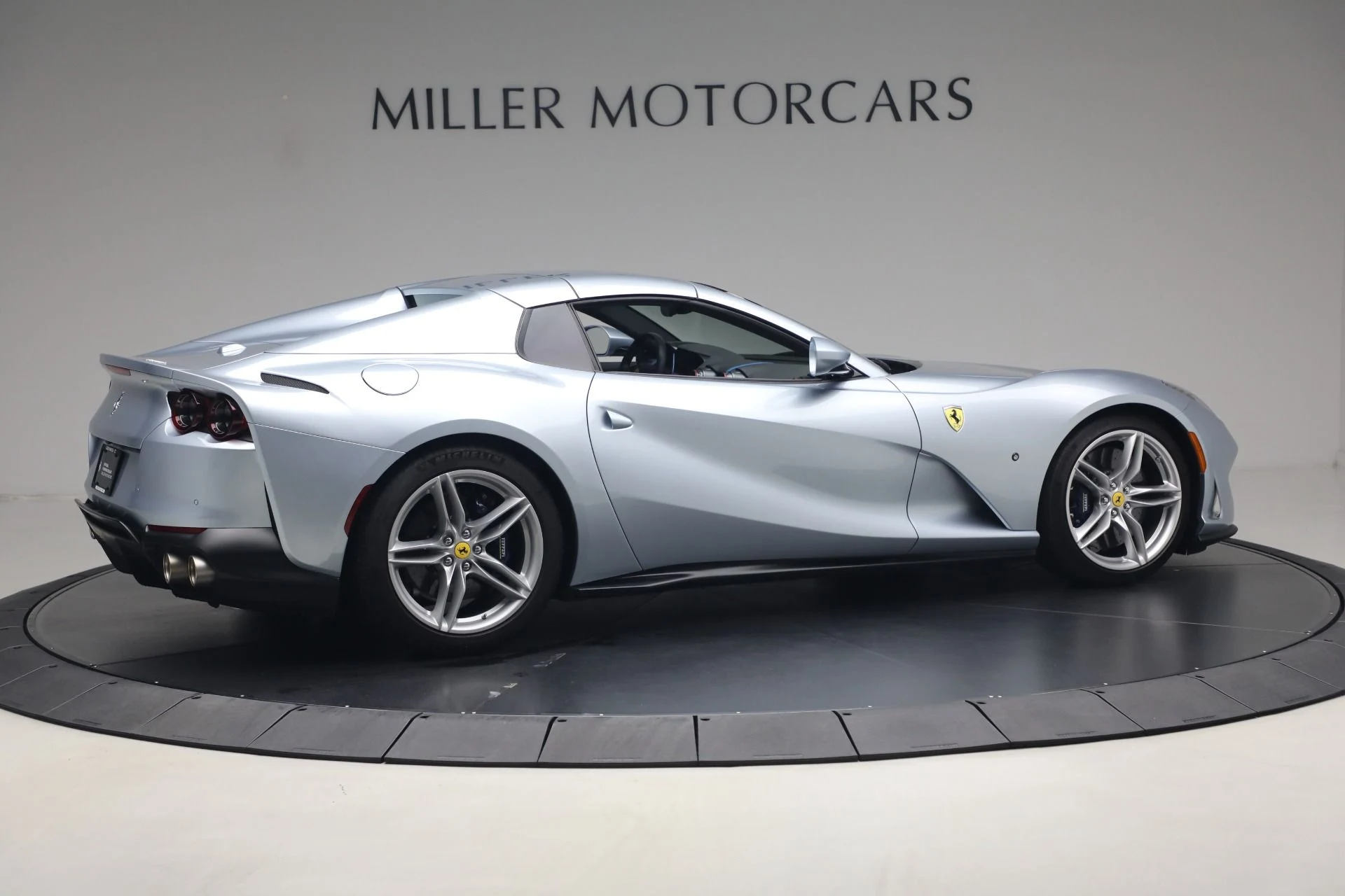 mph030_268687478_Used_2022_Ferrari_812_GTS_1785790063_f63b42daa0