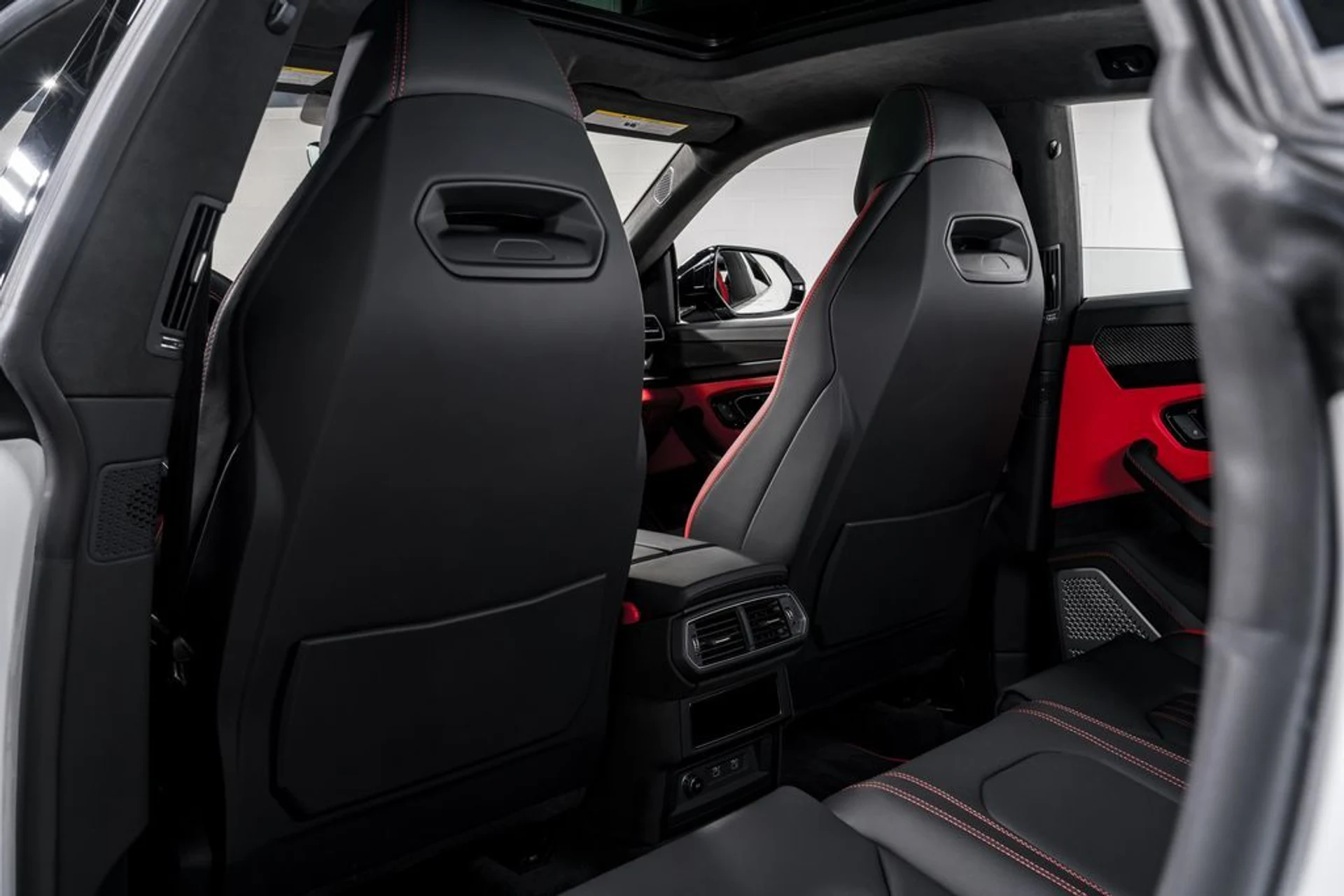 mph030_2687227004_0db8c5f40e814cbf08ab24f66199a655x_9704263316