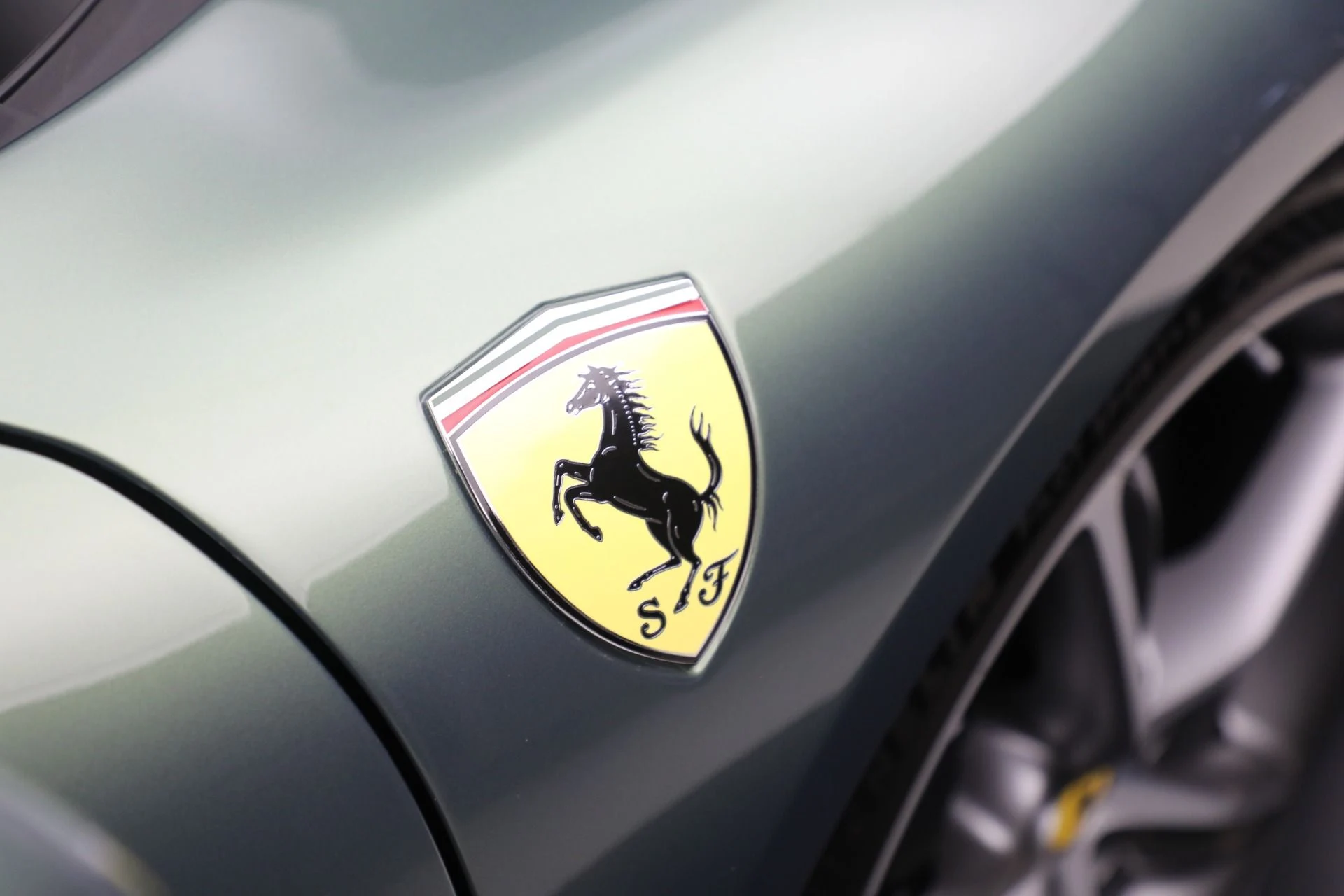 mph030_2687328552_Used_2024_Ferrari_296_GTS_3b66230f5f