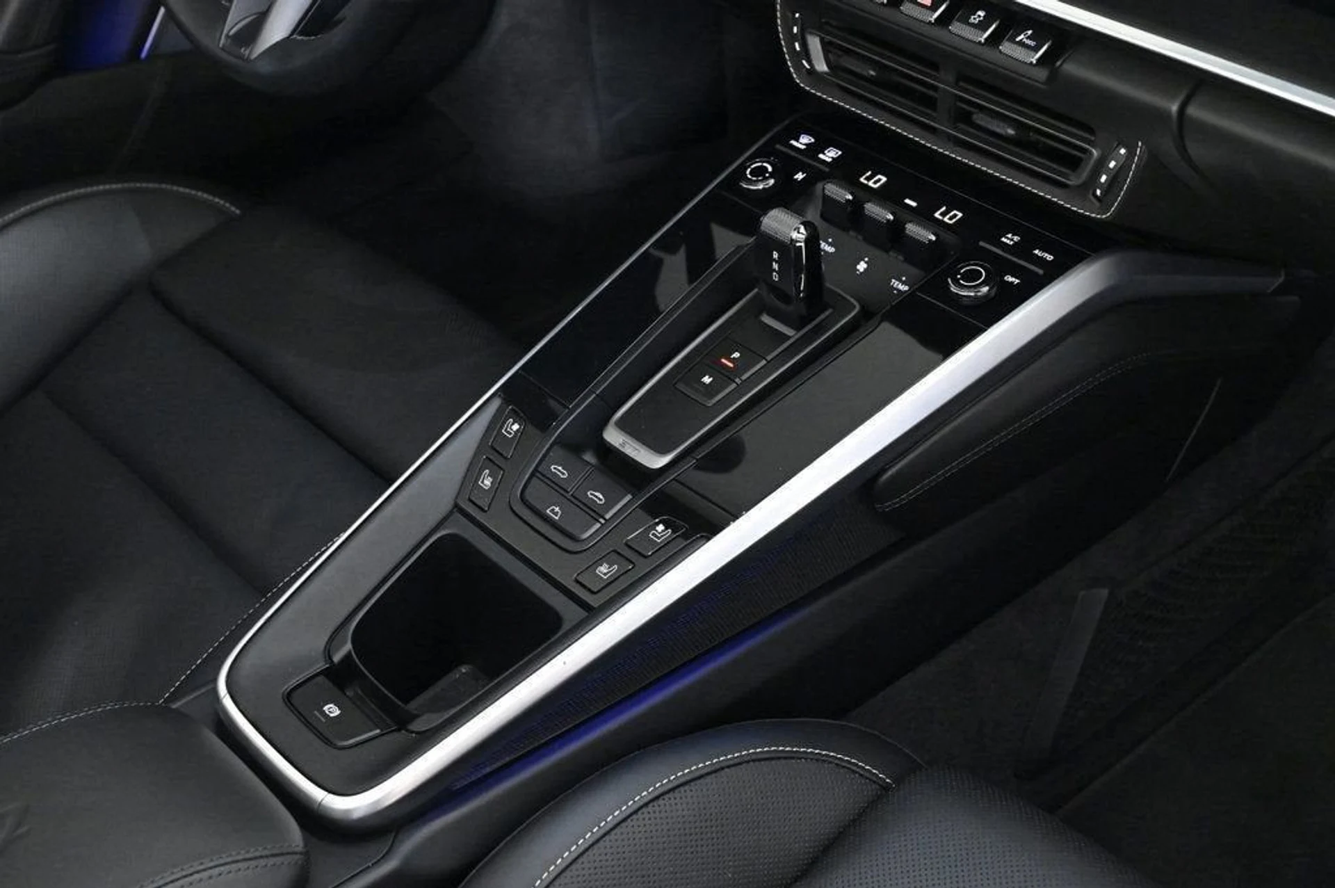 mph030_2687532207_88832b91417e40c3b6e35ac1f37480b1_b612b8b08c