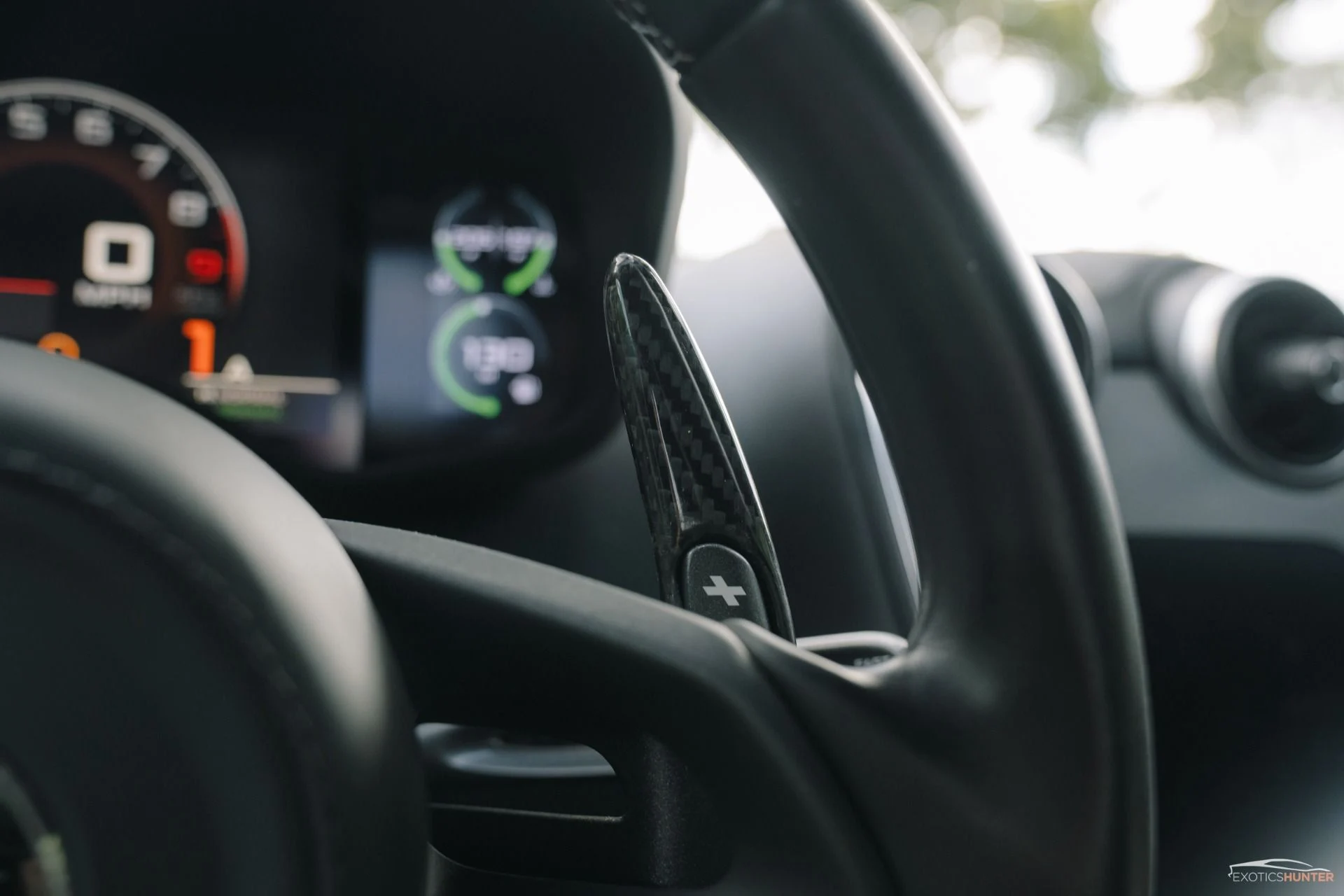 mph030_2692166604_Used_2016_Mc_Laren_570_S_in_Blade_Silver_w_Exterior_Carbon_1761343691_2252cd245a