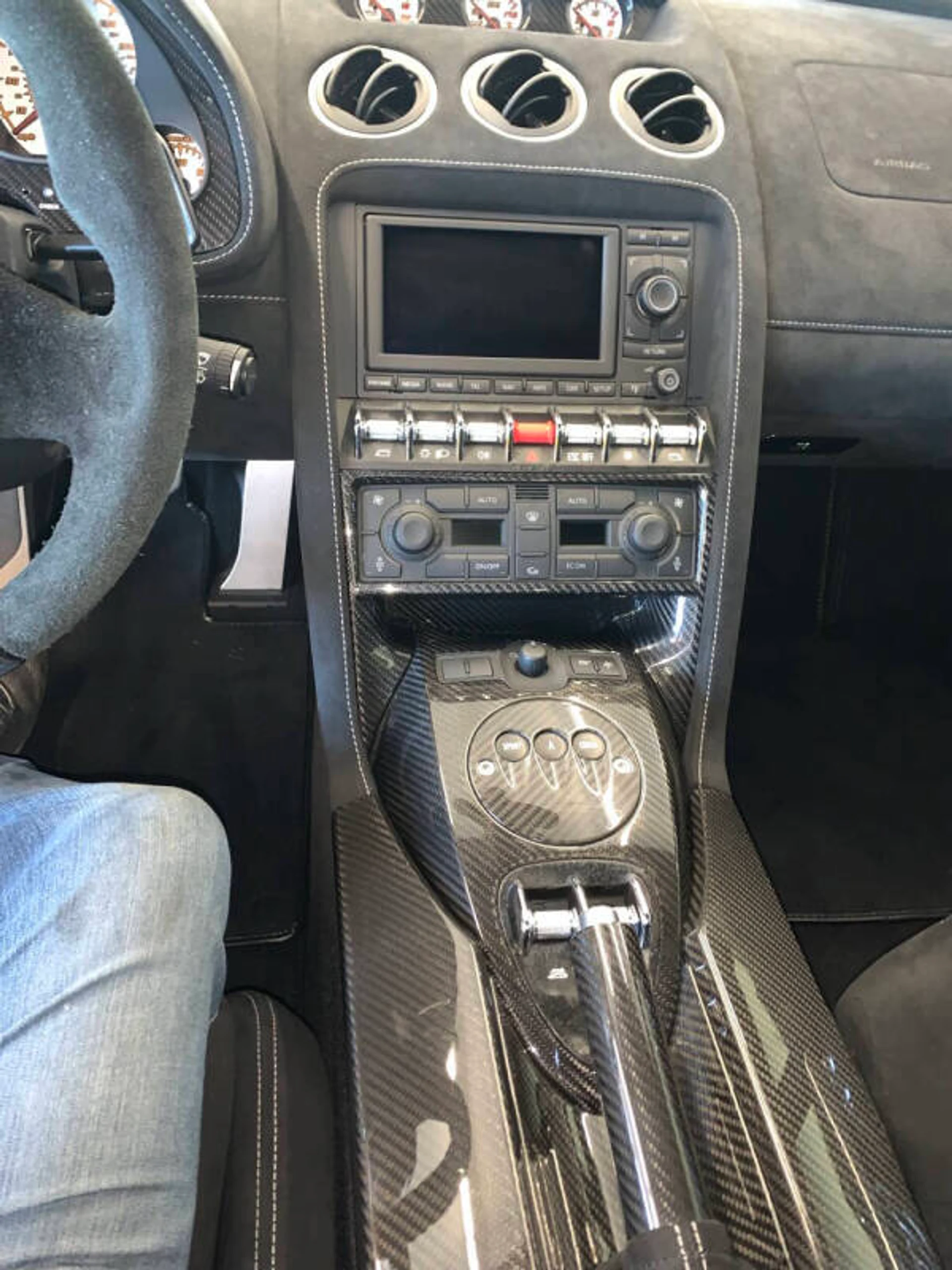 mph030_2705845745_2012_lamborghini_gallardo_lp_570_4_spyder_performante_awd_2dr_convertible_62f1f0ef34