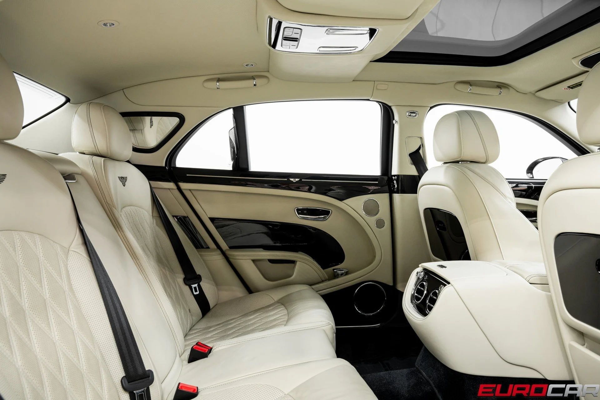 mph030_2710862350_image_31_057f6efc7f