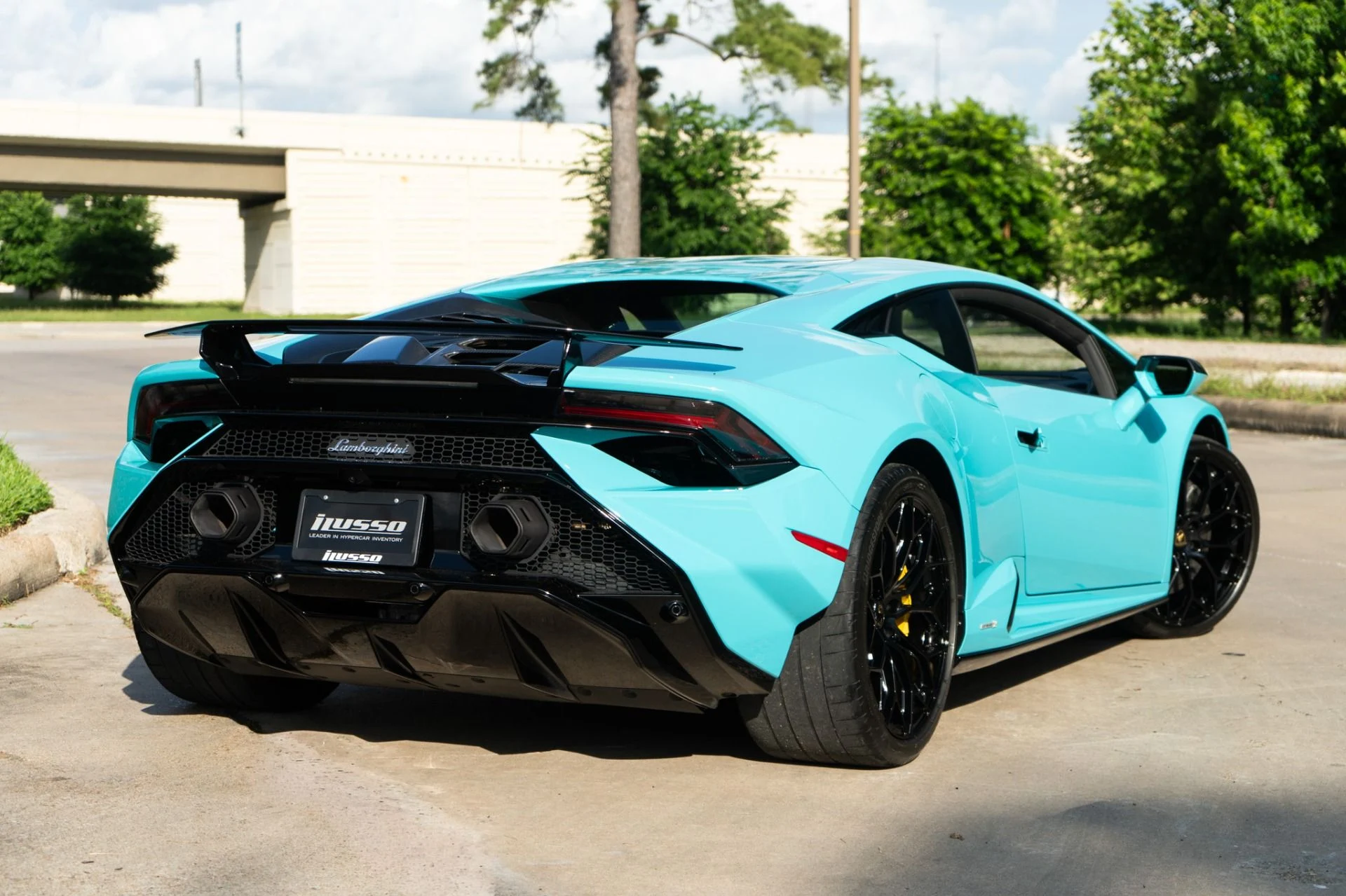 mph030_2725434909_Used_2023_Lamborghini_Huracan_Tecnica_1779493842_674f756b70