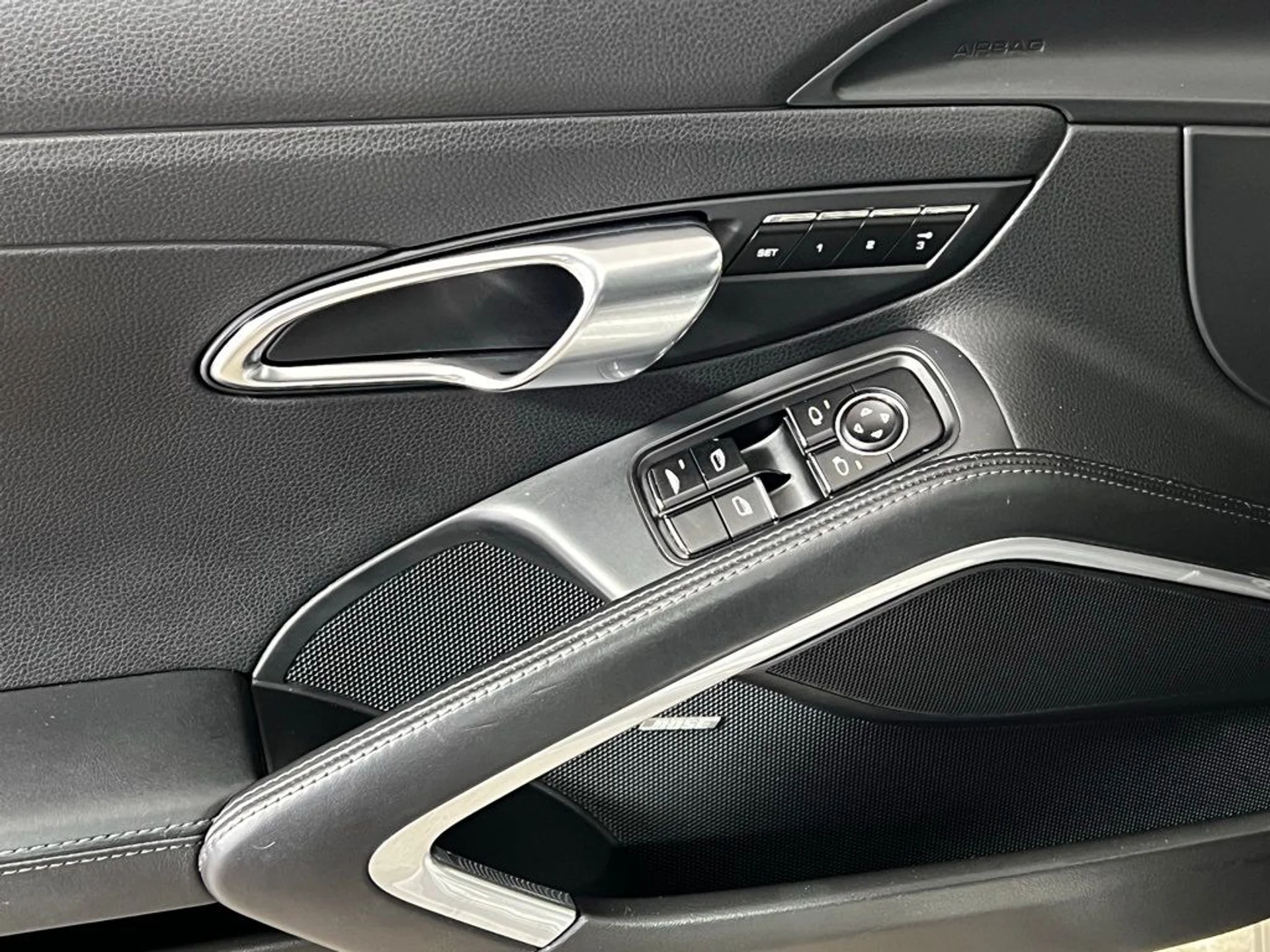 mph030_2728406907_2739d28ecda6d7a1d8dd65c2fd1f249b_22f71ef56a