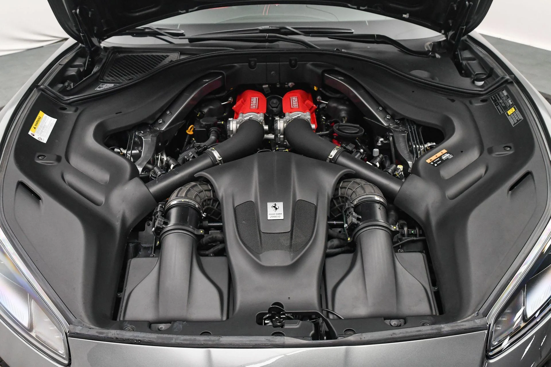 mph030_2731982973_Used_2023_Ferrari_Portofino_M_1757454404_923e21e254