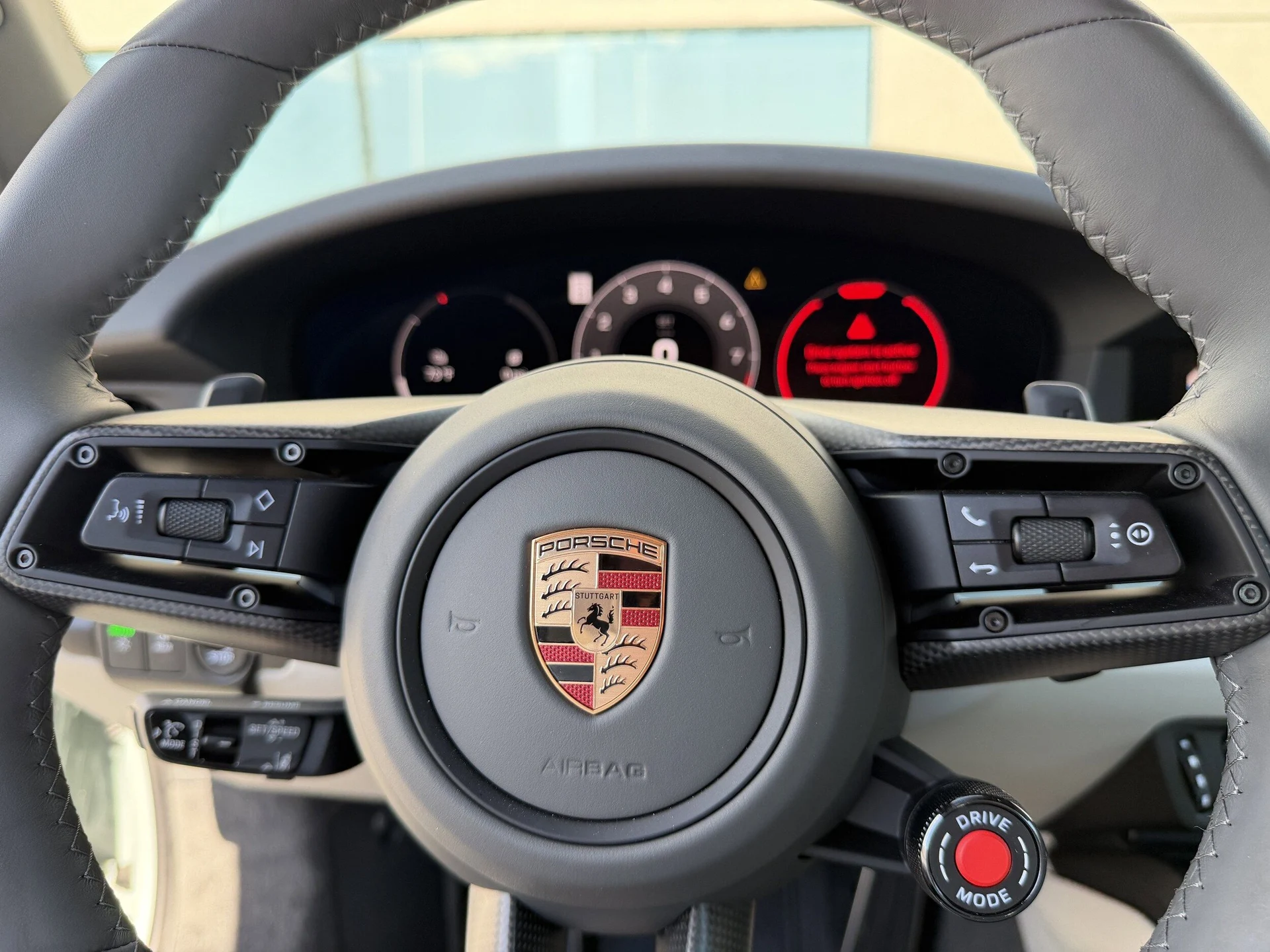 mph030_273739375_3208c4ce1e7d0beb546726131e249b8cx_969e8ce1f7