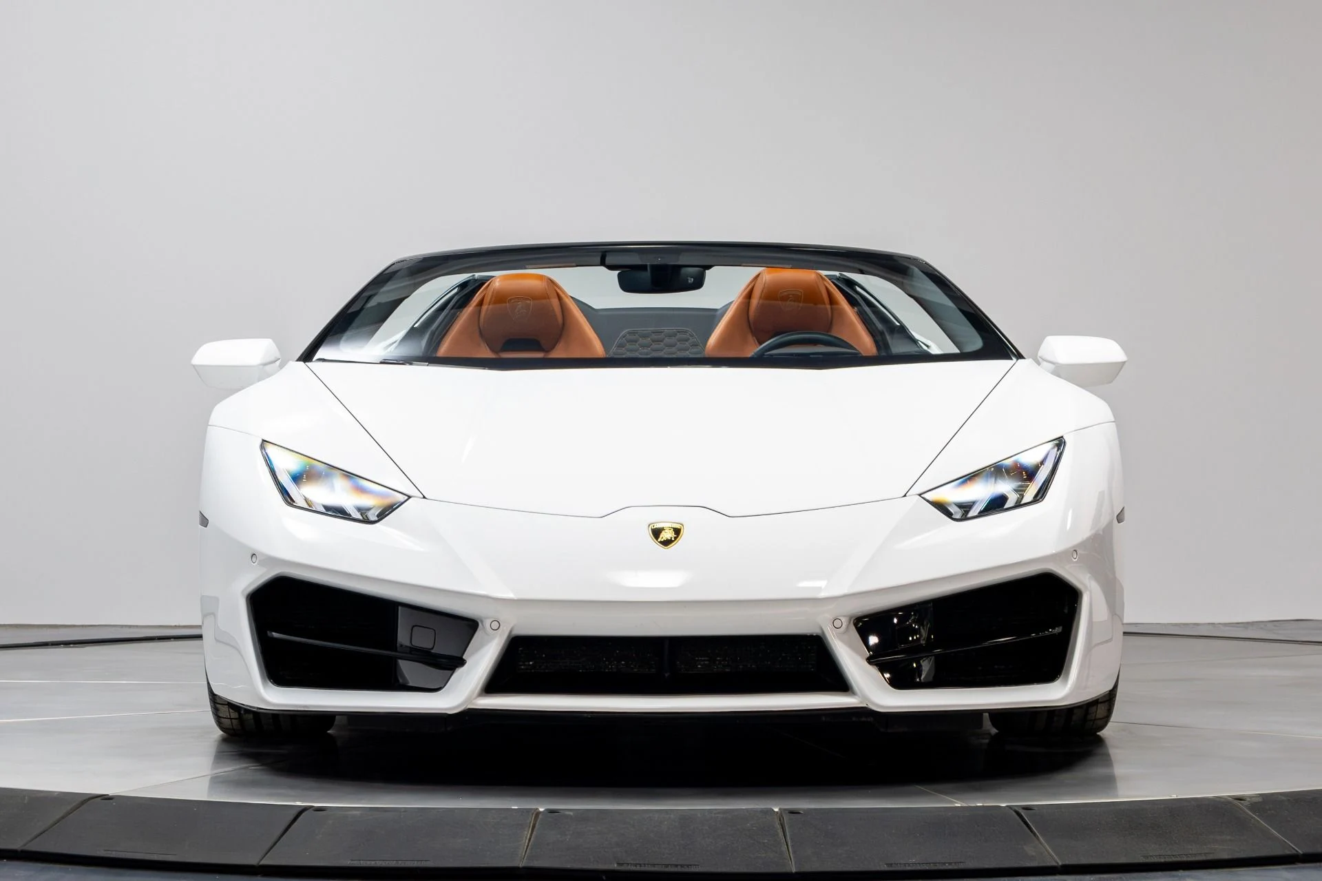 mph030_2737650671_Used_2019_Lamborghini_Huracan_LP_580_2_S_1770412340_7ba757d7c1