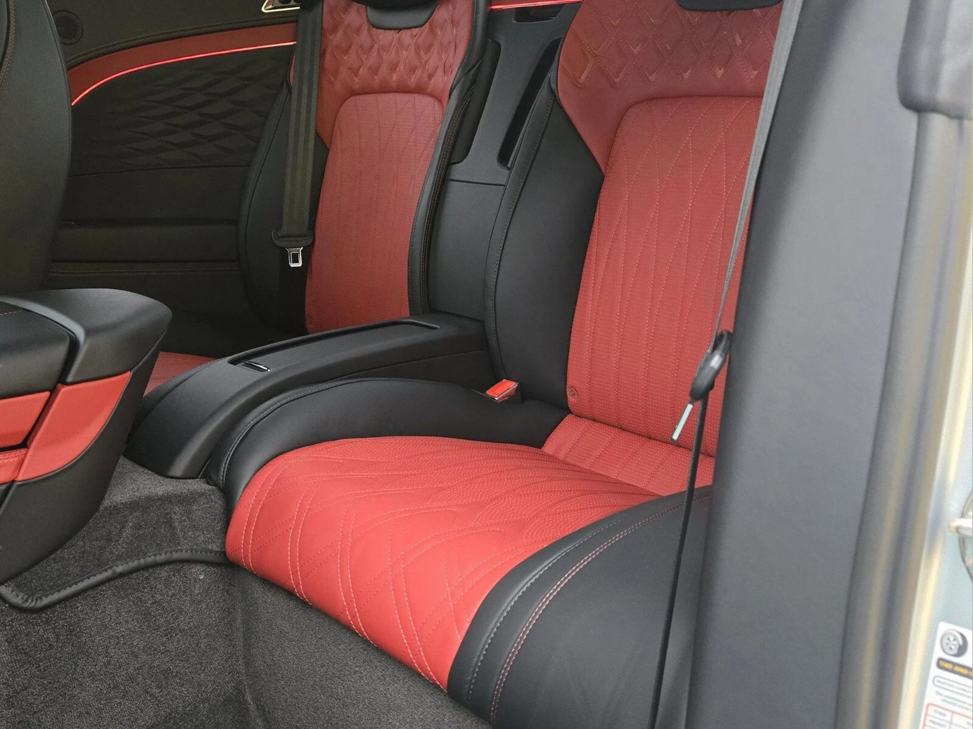 mph030_2749841653_6c81f97607d23c2652a2f0d31d5d709cx_66c6f44a35