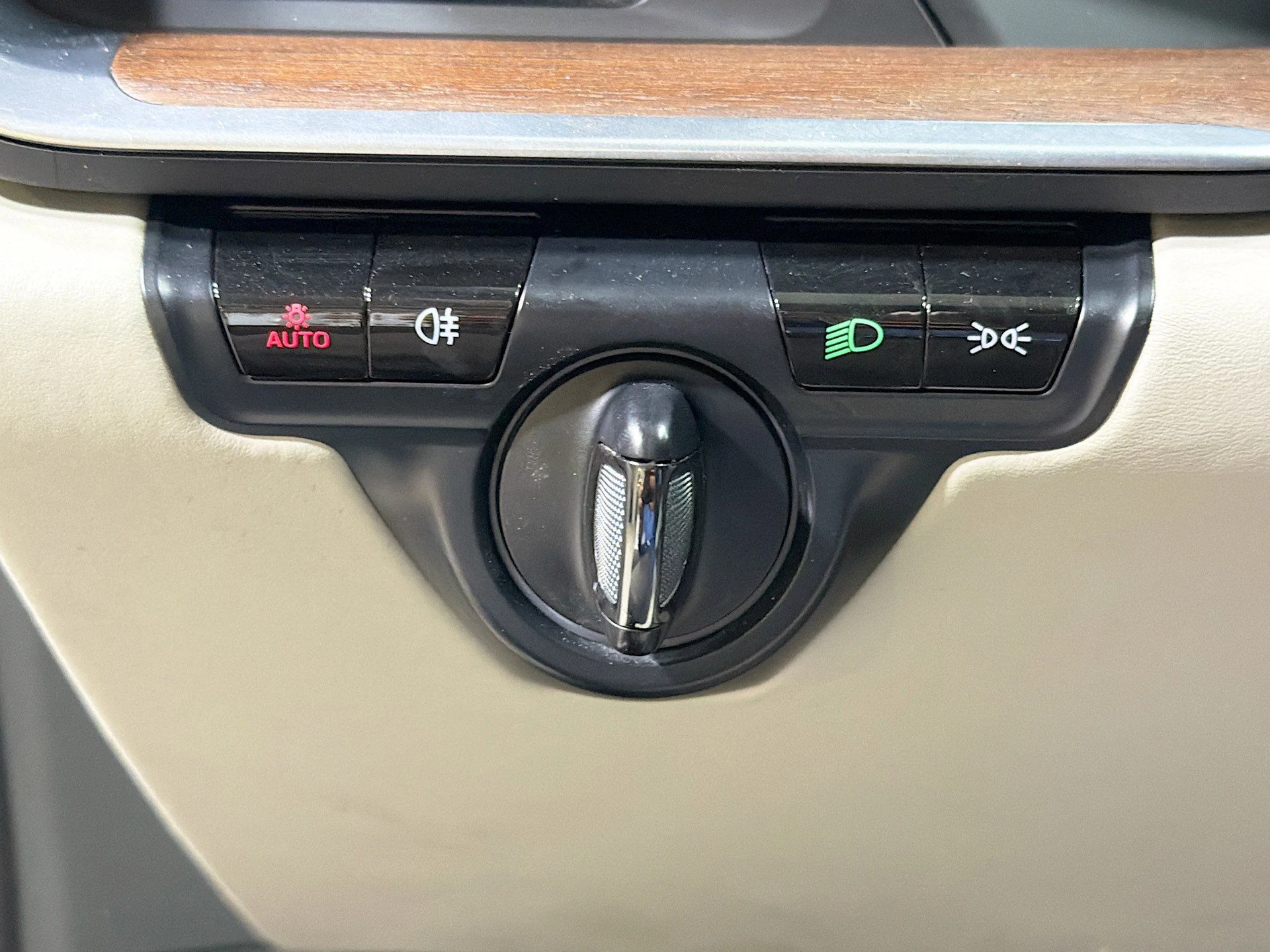 mph030_2757190993_8887f58d1142e4d123fc0d24e6a544ef_7dc7405bd8