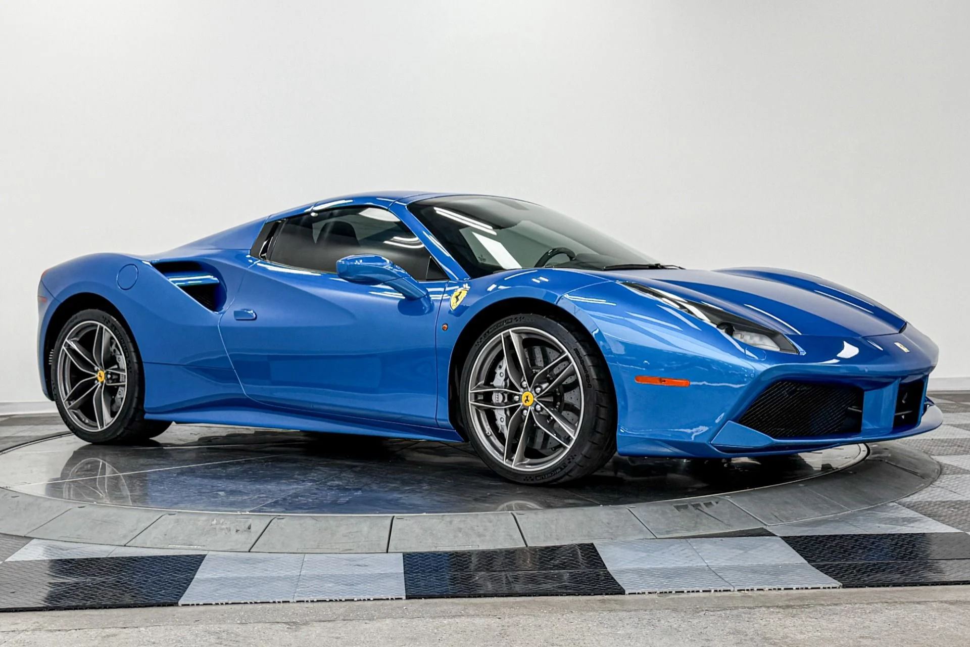 mph030_2765246298_Used_2018_Ferrari_488_Spider_Very_Low_Miles_Special_Paint_Color_Daytona_Seats_1785341858_79d2f781ed