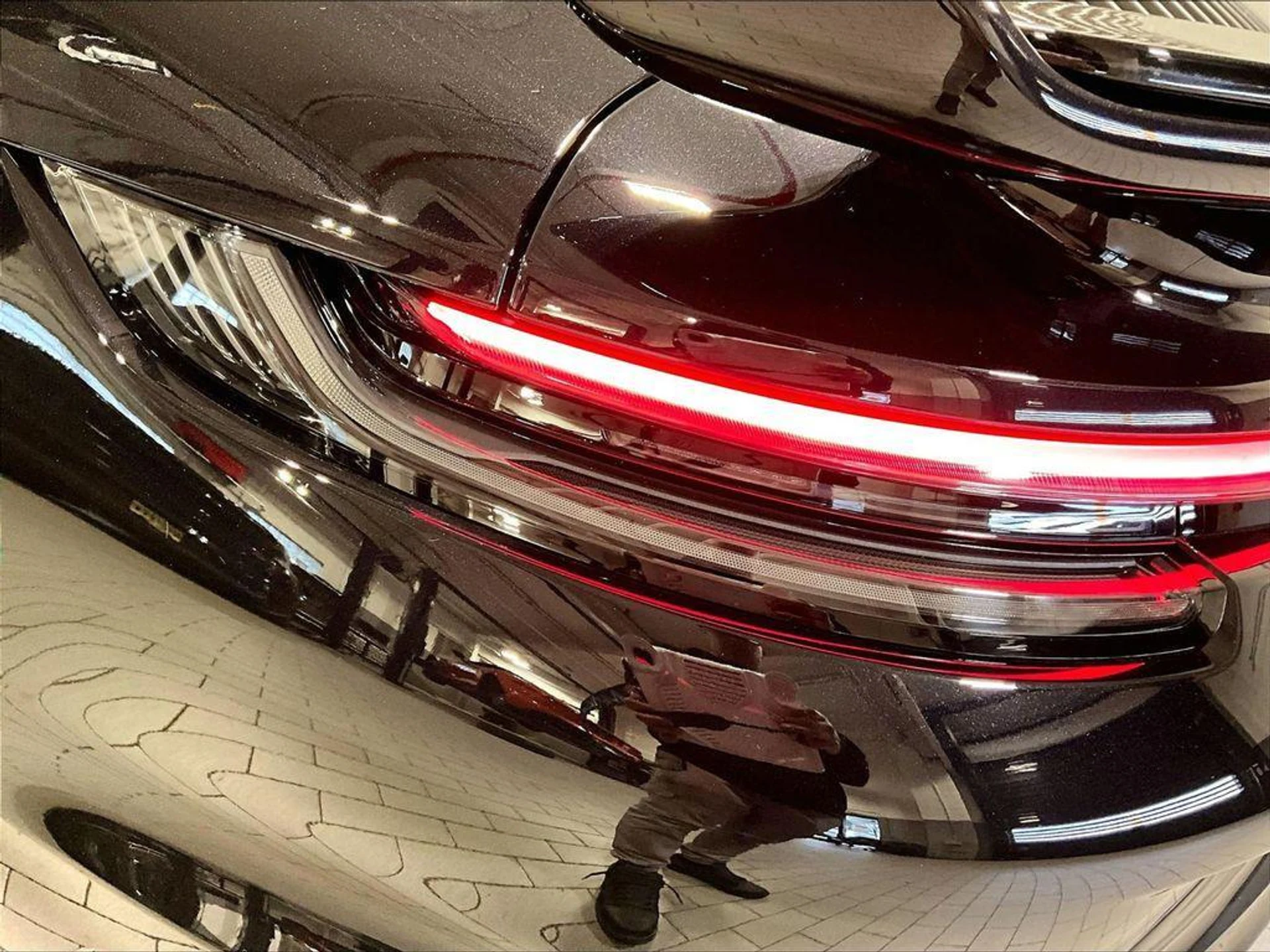 mph030_2766485887_Sk3_UB_9s_C_5_GE_Tpws_Smu_Sw_FO_6w_Q_11d55a0d55