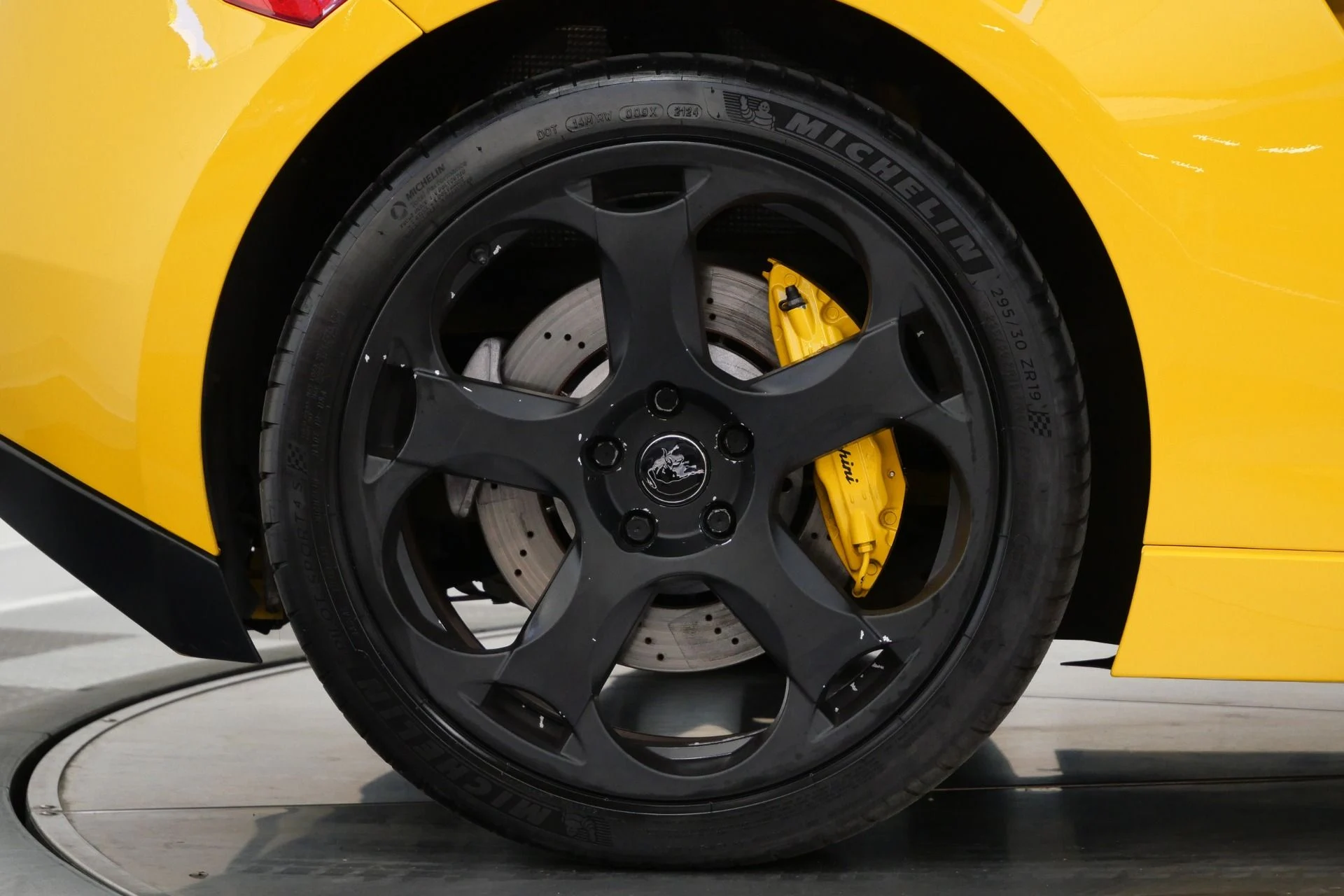 mph030_276761452_Used_2004_Lamborghini_Gallardo_Low_Miles_First_Production_Year_1773936325_b213001c01