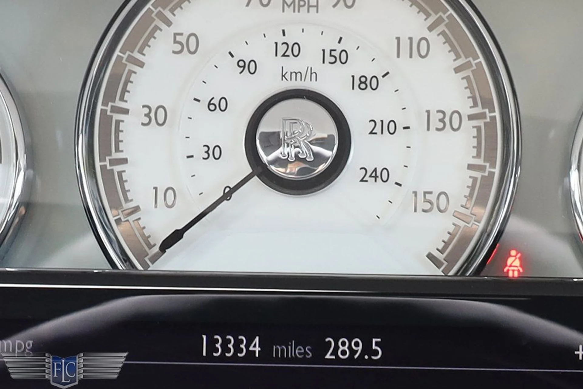 mph030_2769396481_used_2018_rolls_royce_dawn_convertible_6305_22879158_31_1024_3ffa20257f