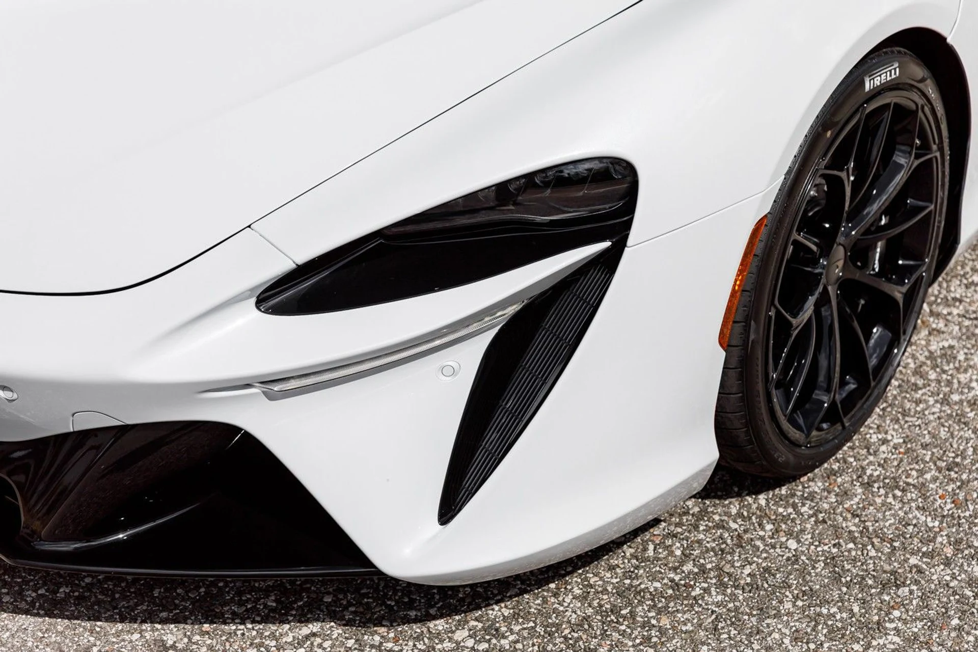 mph030_2770711429_658_p31_l_446f792505