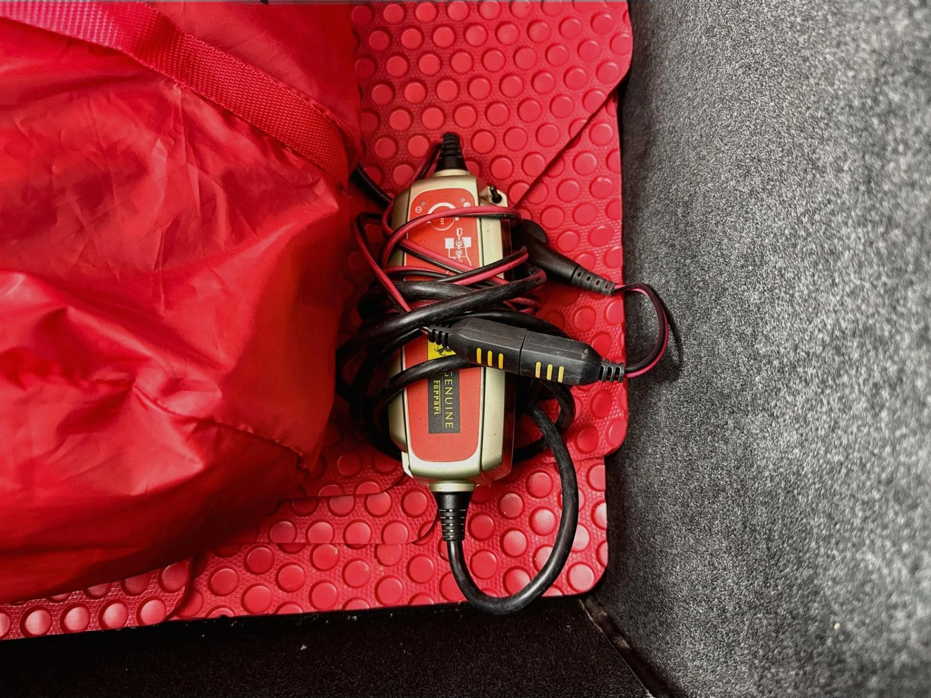 mph030_2782950086_Used_2019_Ferrari_488_Spider_1787009340_ce3daa1a2b