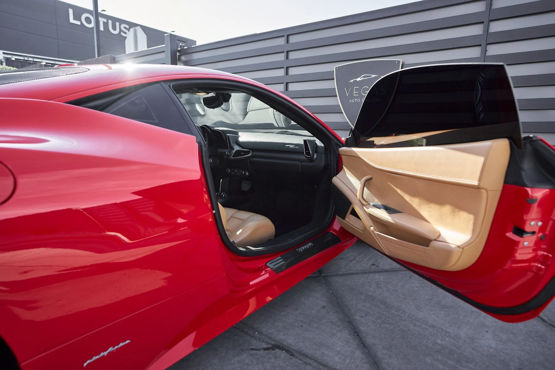 mph030_2783536593_Used_2013_Ferrari_458_Italia_Base_1764783135_63b3be8389