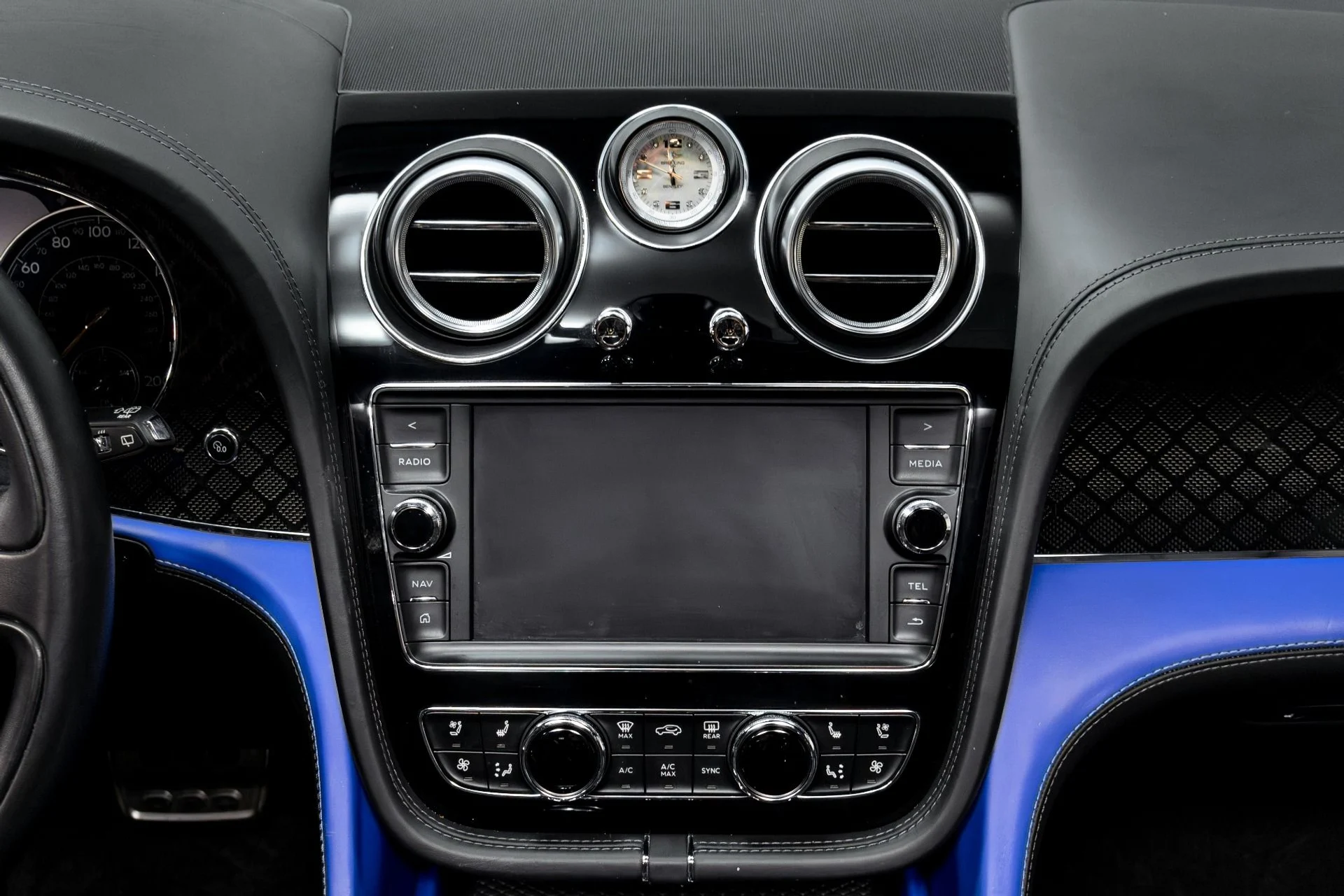 mph030_2783551401_Used_2020_Bentley_Bentayga_V8_1770245140_6d2cac6ec1