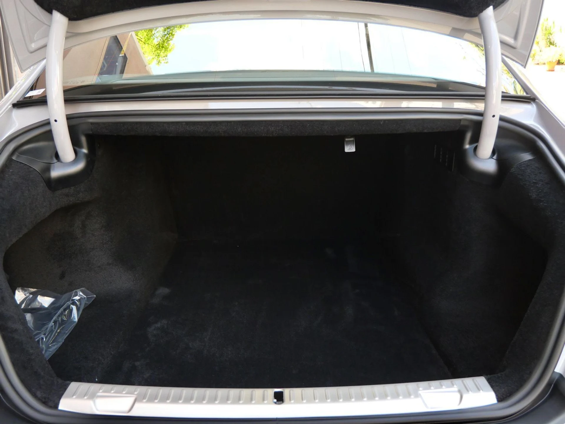 mph030_2792136019_51ada2b1752ffa083a597c61c5cc3348x_27dccc7b52