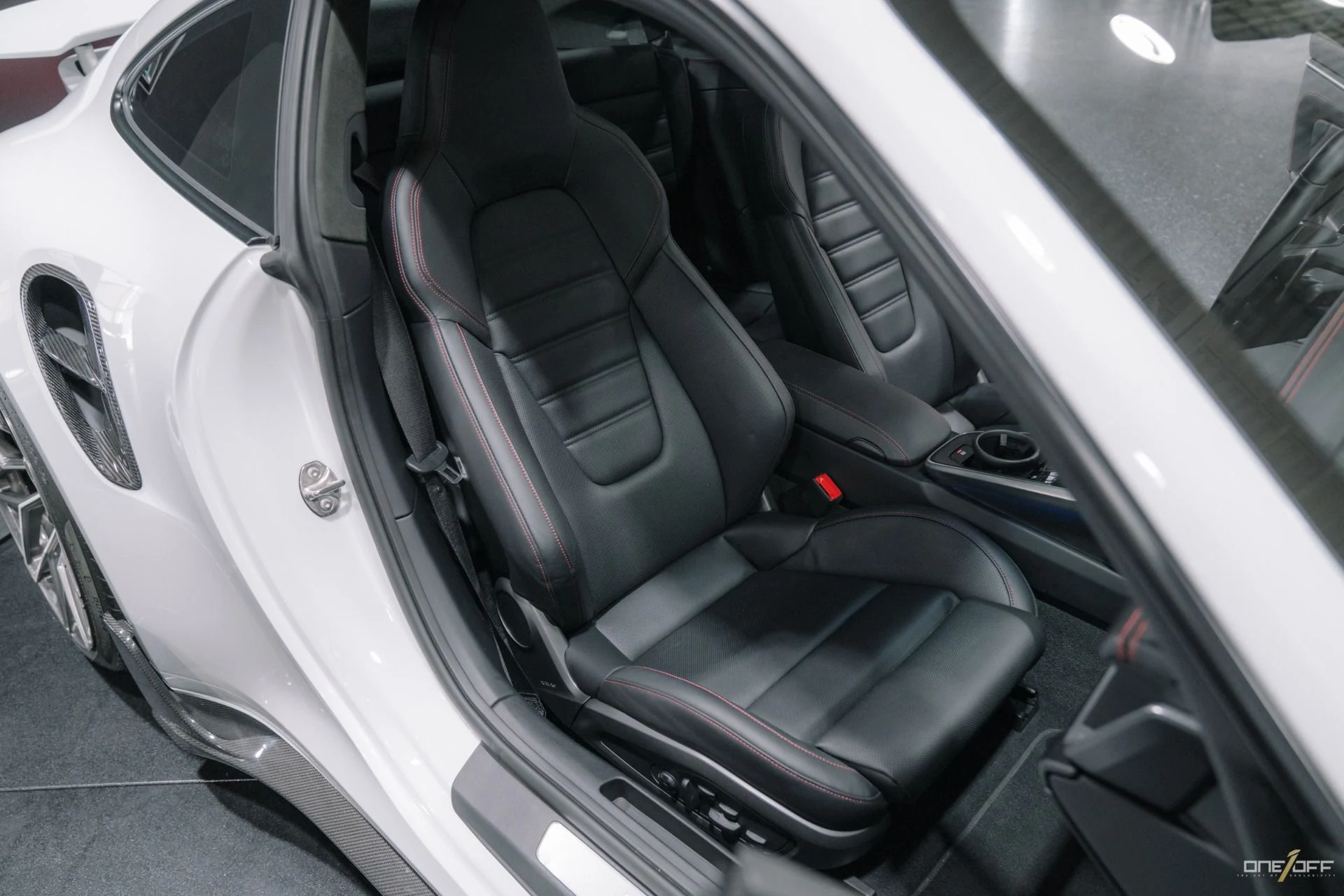 mph030_2794278197_Used_2023_Porsche_911_Turbo_S_w_Akrapovic_1016_industries_9_Design_Carbon_Bodykit_1759954793_8c6b5379b2