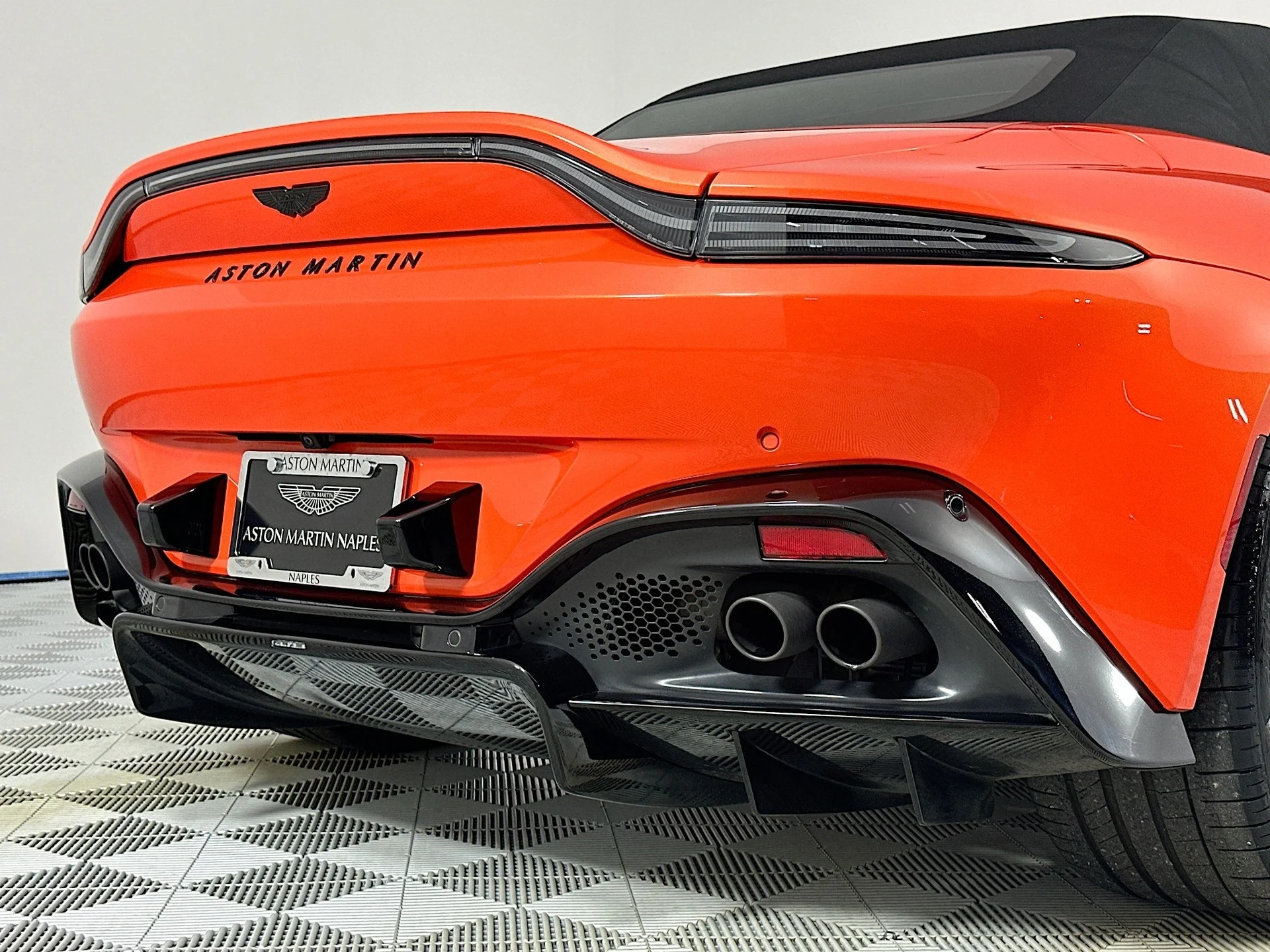 mph030_2815061800_31_2a0b3096bd