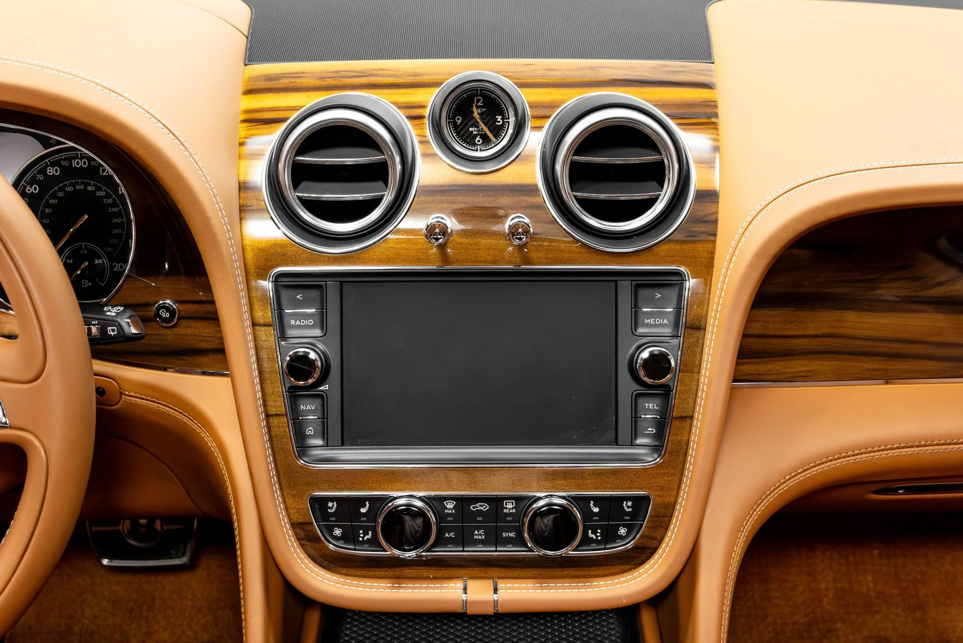 mph030_2818888378_Used_2019_Bentley_Bentayga_V8_1771459975_4acbc6c0c2