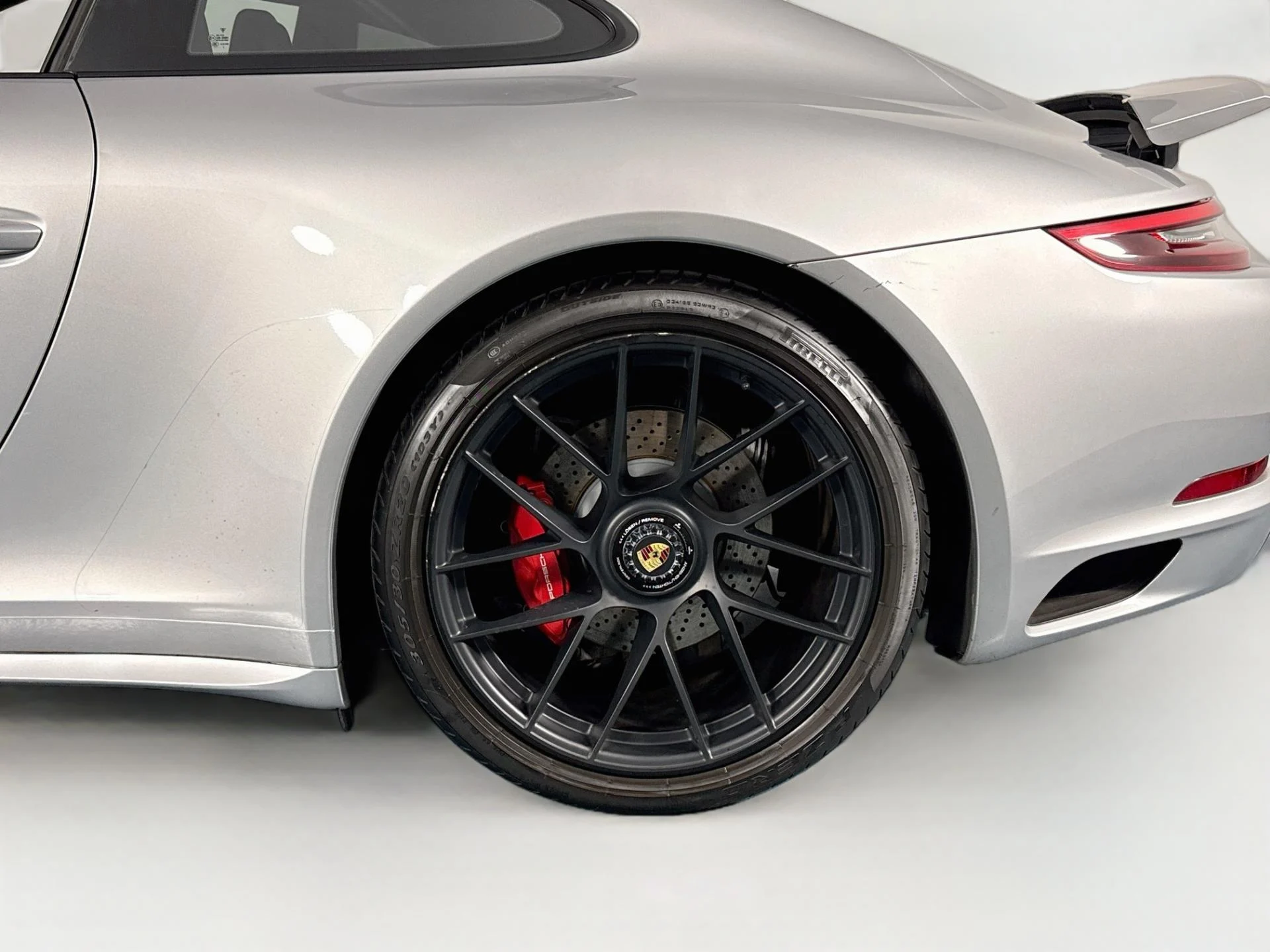 mph030_2819806483_Used_2018_Porsche_911_Carrera_4_GTS_1791931105_e20039bc42