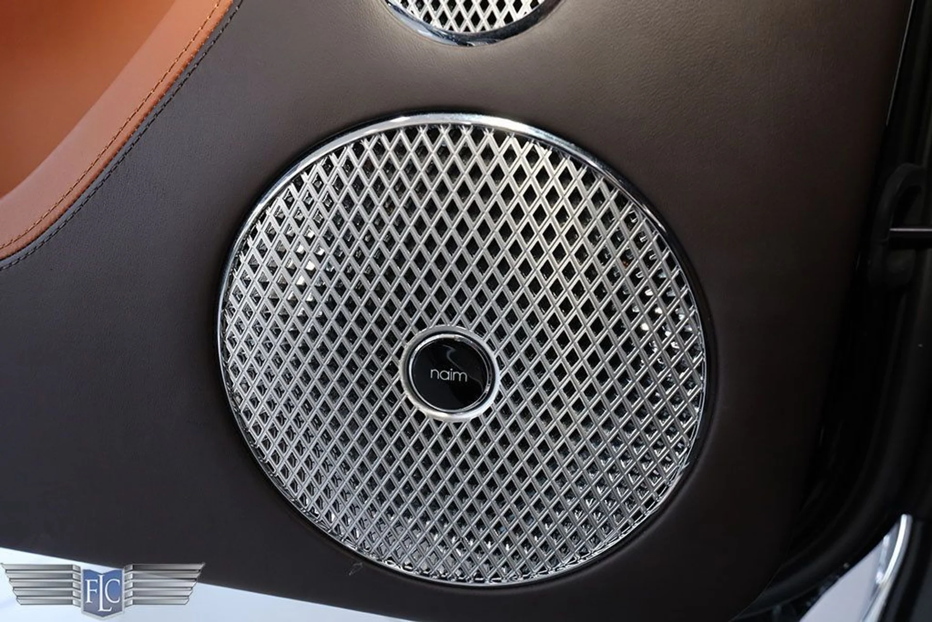 mph030_282133512_used_2020_bentley_continental_gtcv8convertible_6305_22976535_31_1024_f080114489