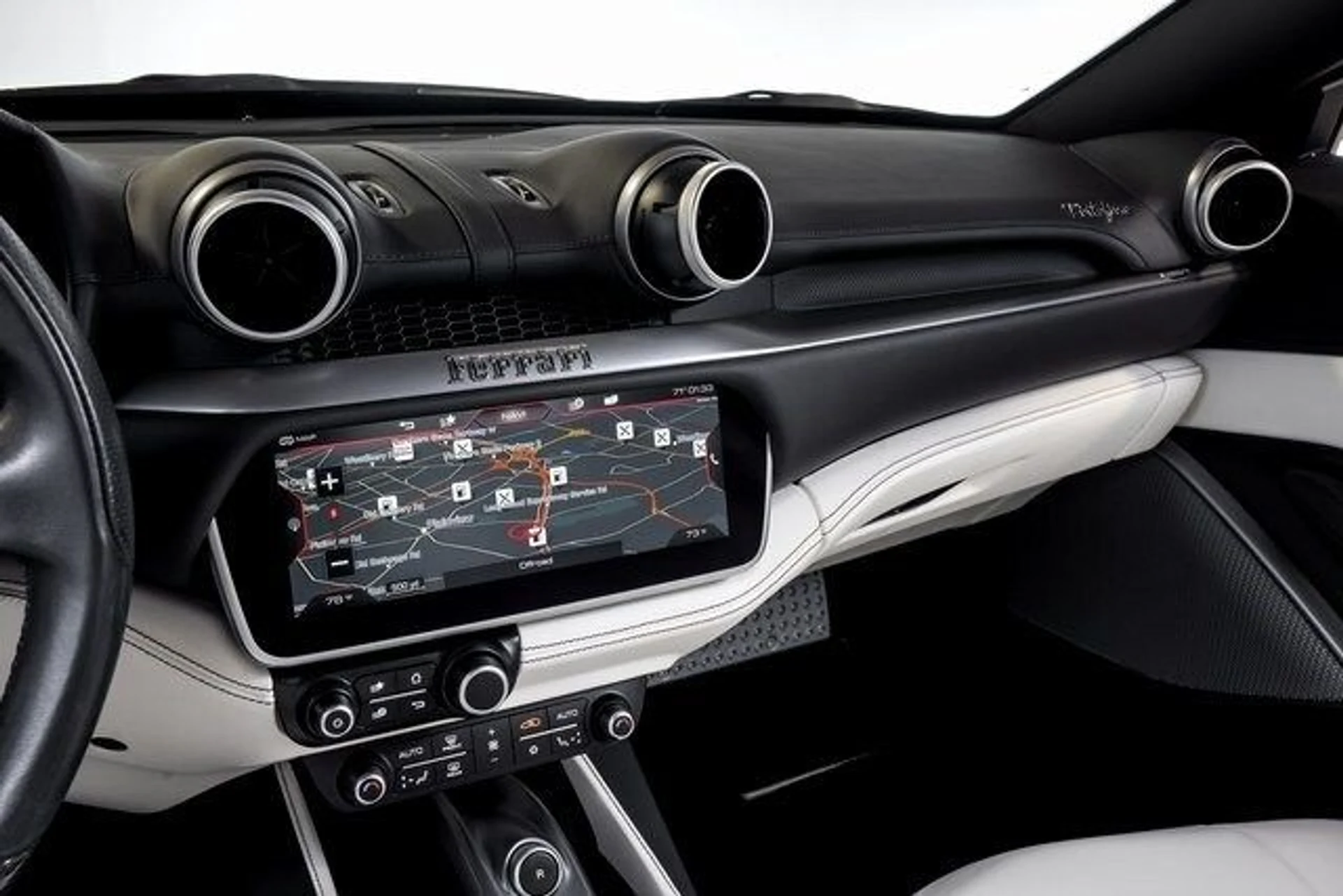 mph030_2830741719_755dfb637a26ef72a507626da259778bx_136c94f804