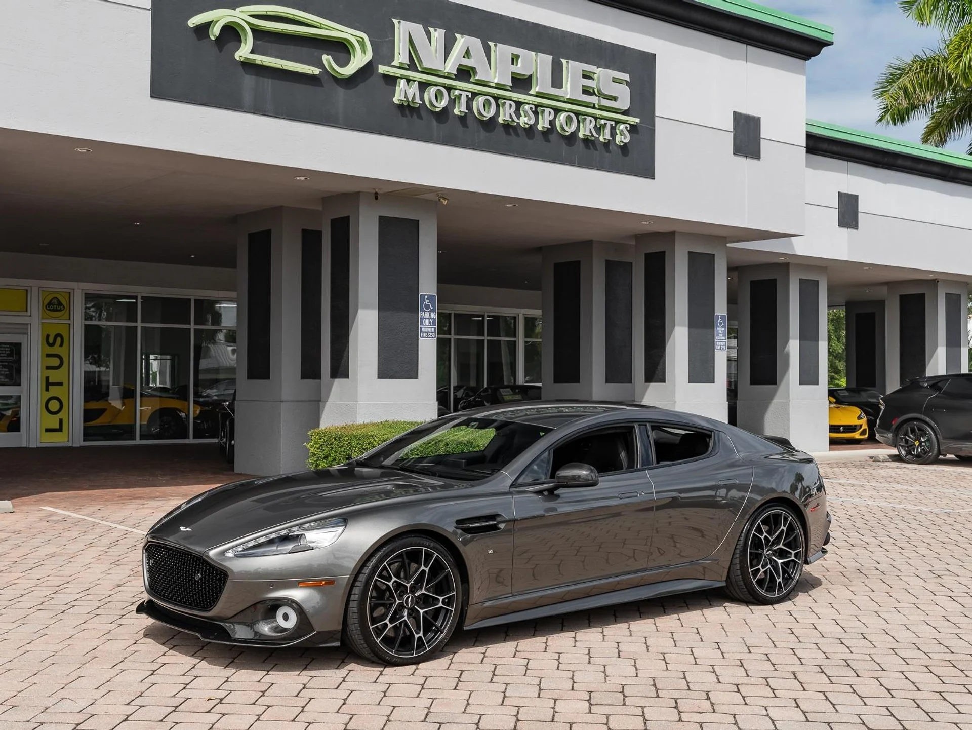mph030_2834255486_Used_2019_Aston_Martin_Rapide_AMR_1759500151_319202c800