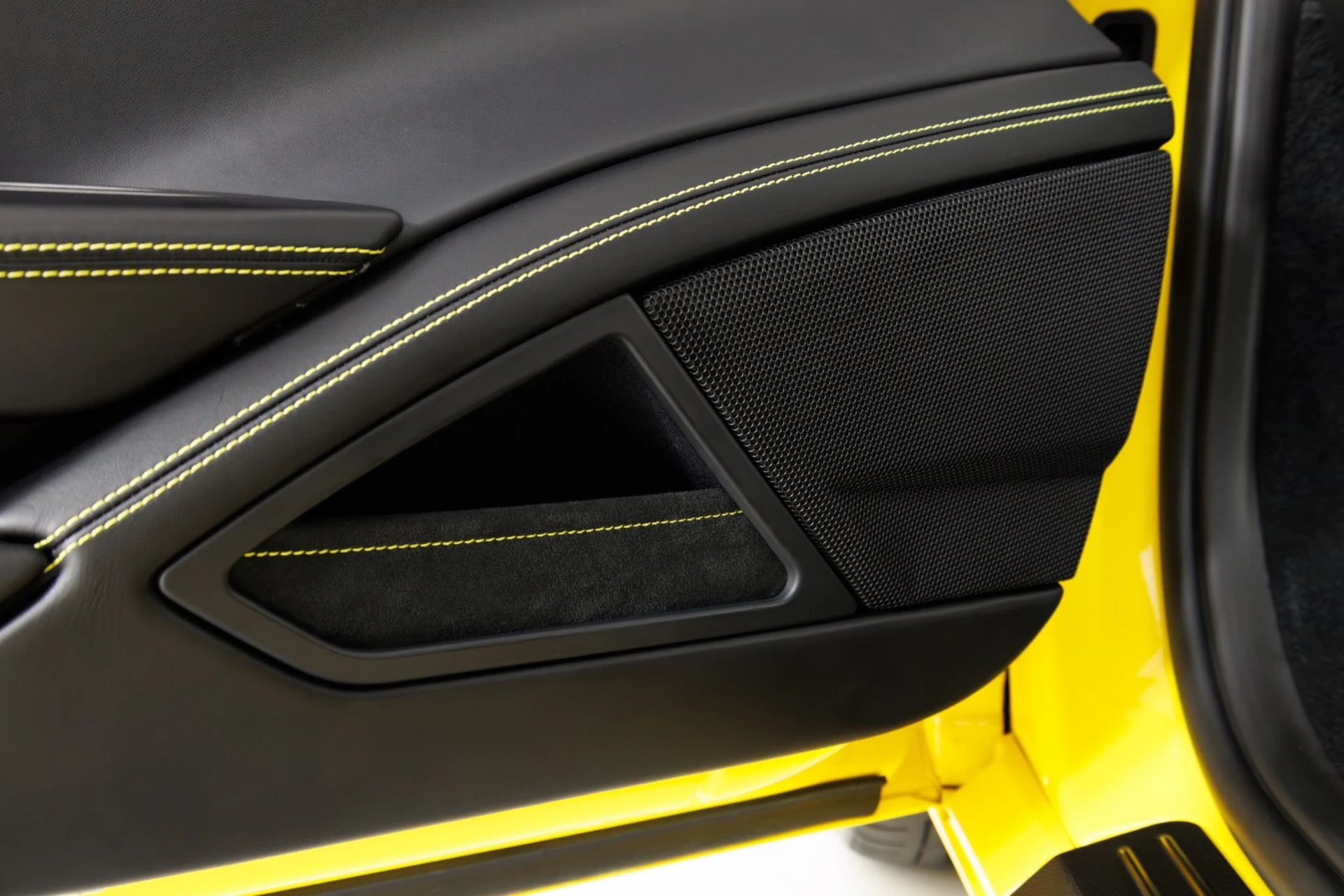 mph030_2839938060_Used_2011_Ferrari_458_Italia_1779137269_68a03794b1
