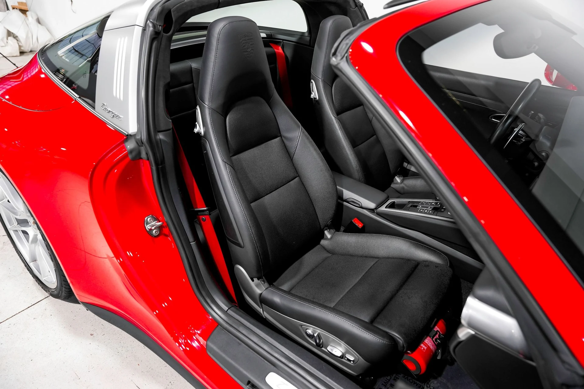 mph030_2845295380_fa35b3d30d587524bedfcf98432d4983x_11e747f3b8