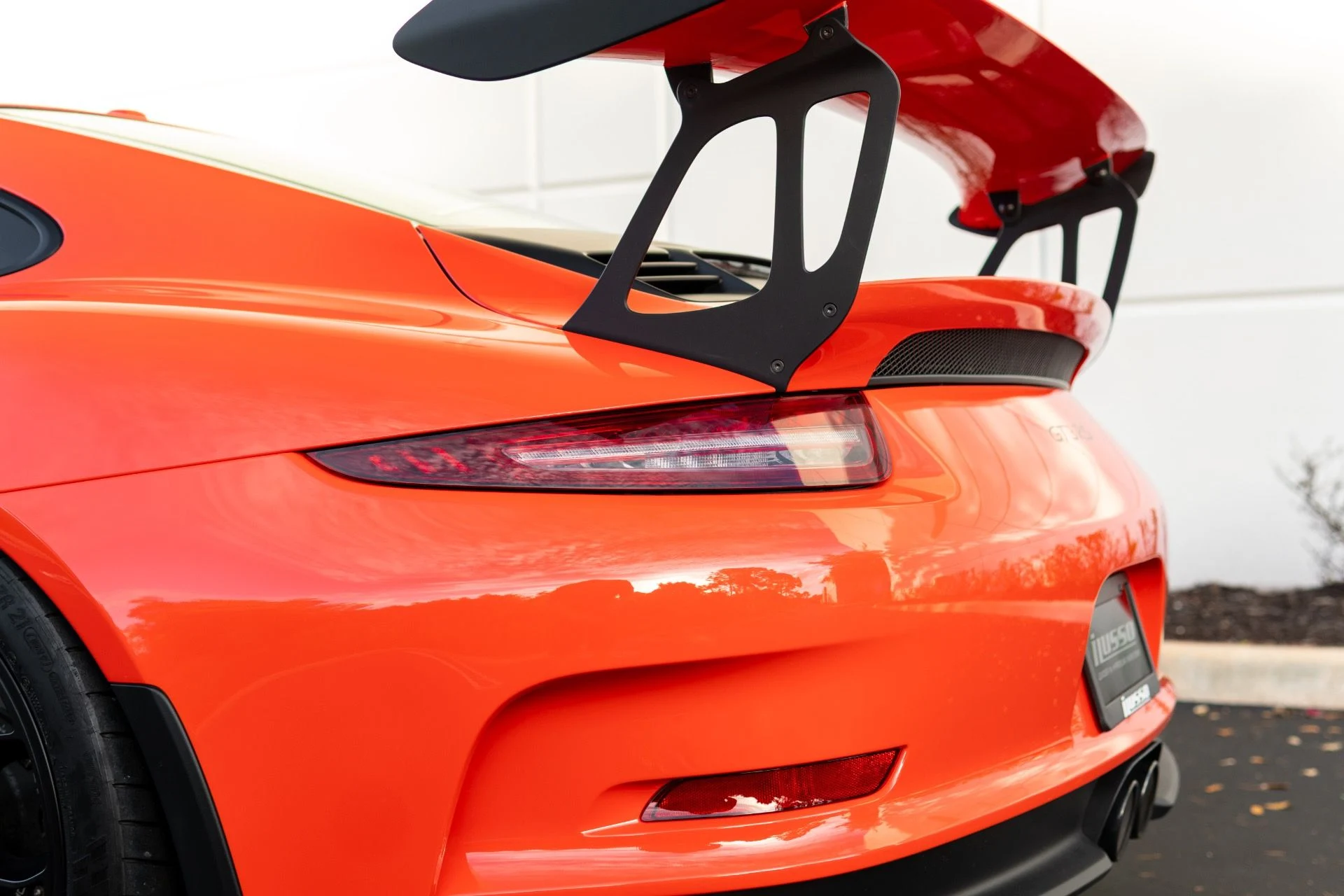 mph030_2853128233_Used_2016_Porsche_911_GT_3_RS_1766773556_5f31073d66