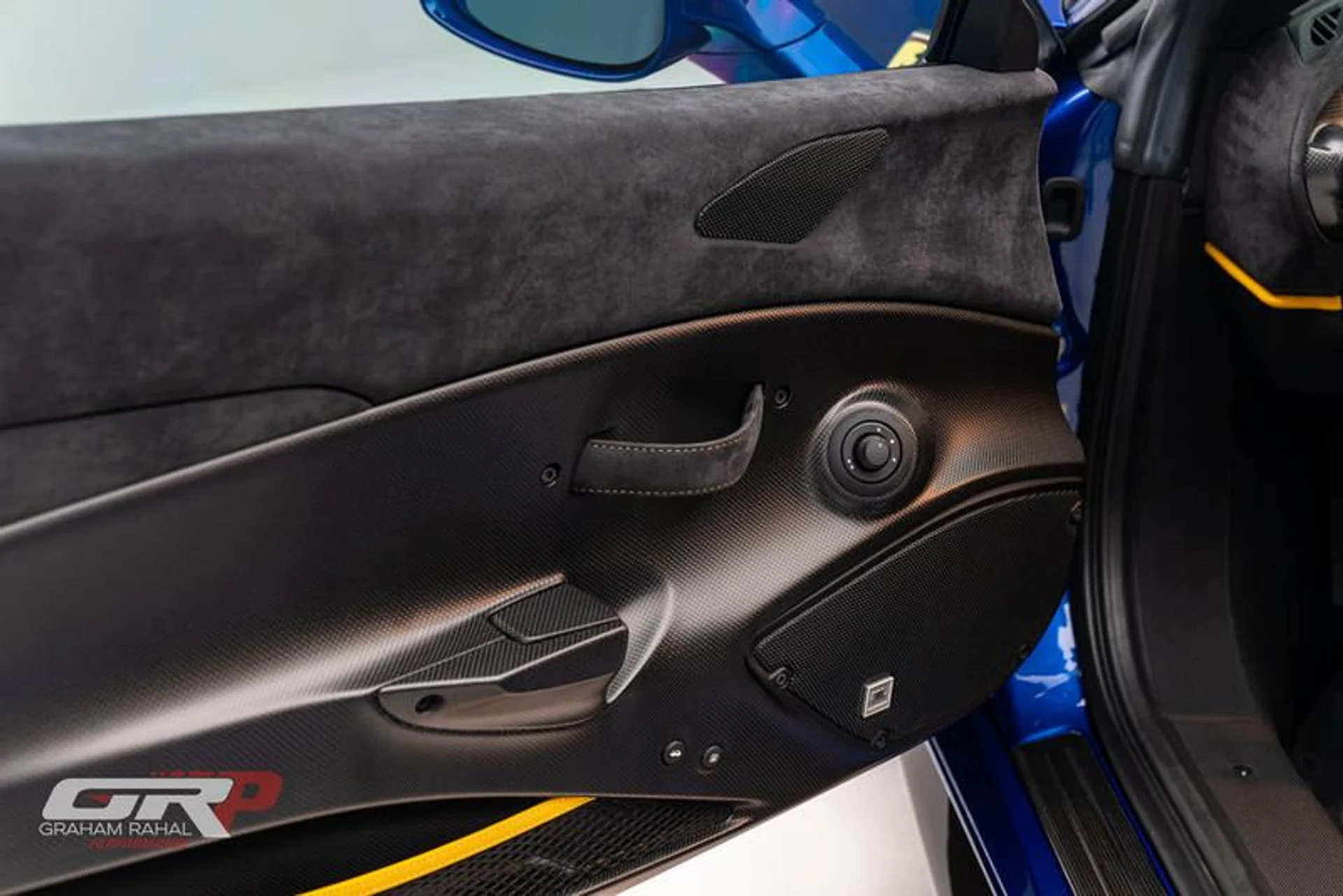 mph030_2854847880_871_B77_AA_0_CAF_4_BE_2_A0_B3_D7_D6_E26528_BA_9109ae21d7