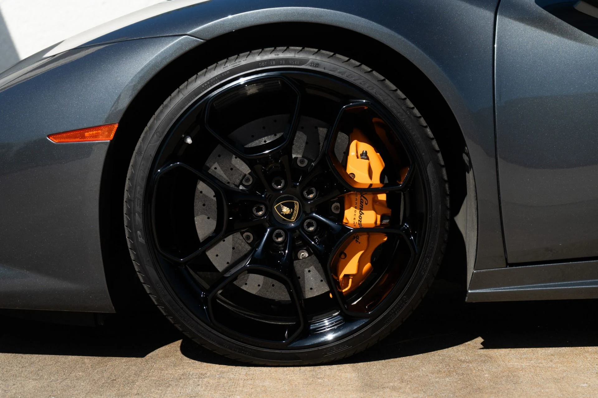 mph030_2857922800_Used_2015_Lamborghini_Huracan_LP_610_4_1775769923_a1a20b1036