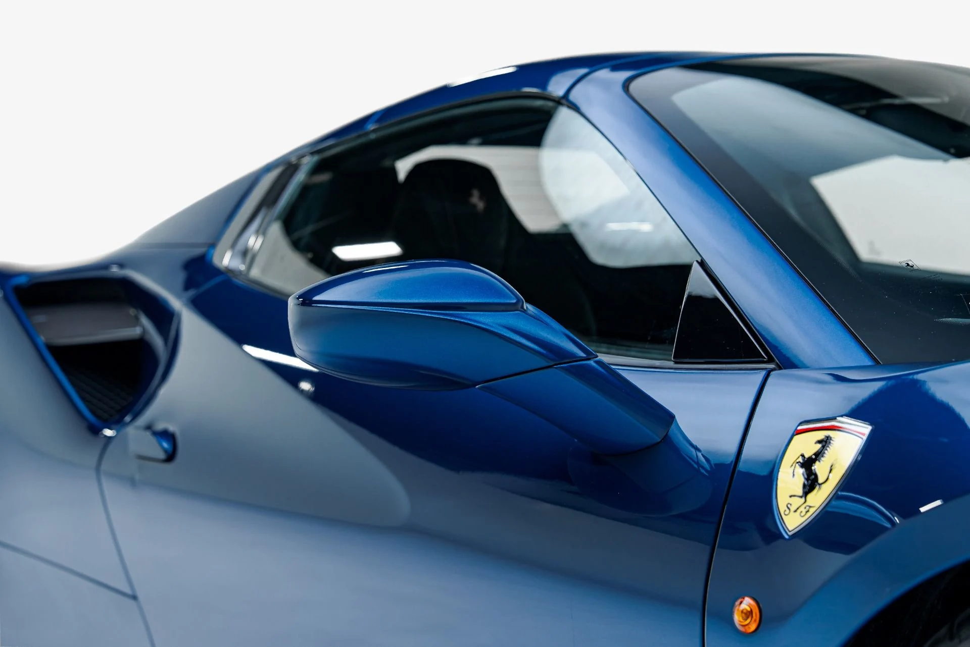 mph030_2870163767_Used_2019_Ferrari_488_Spider_1791569550_d17030af10