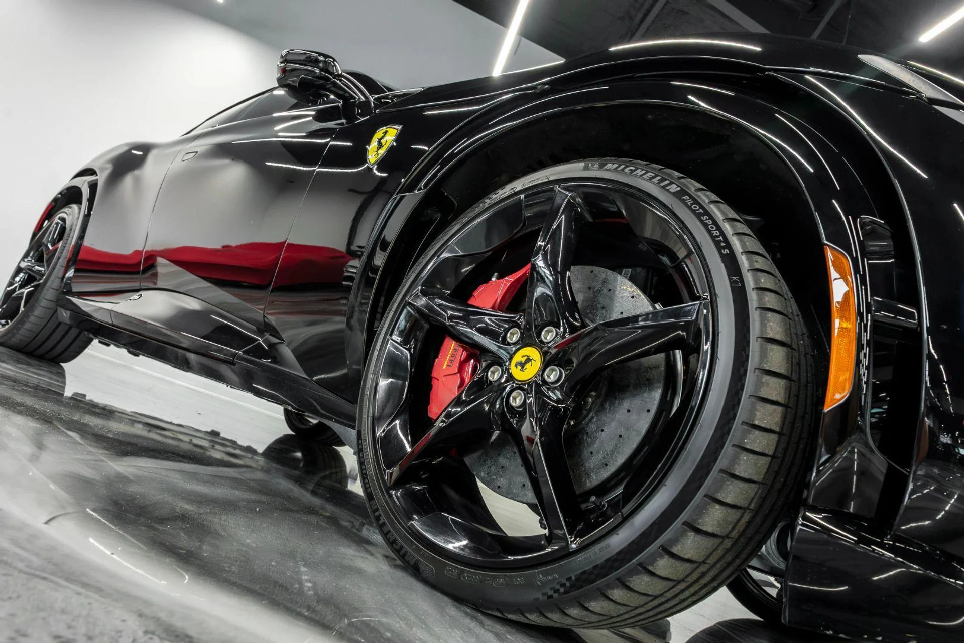 mph030_2872315438_Used_2025_Ferrari_Purosangue_Sport_Utility_4_D_1784849392_898c68d603