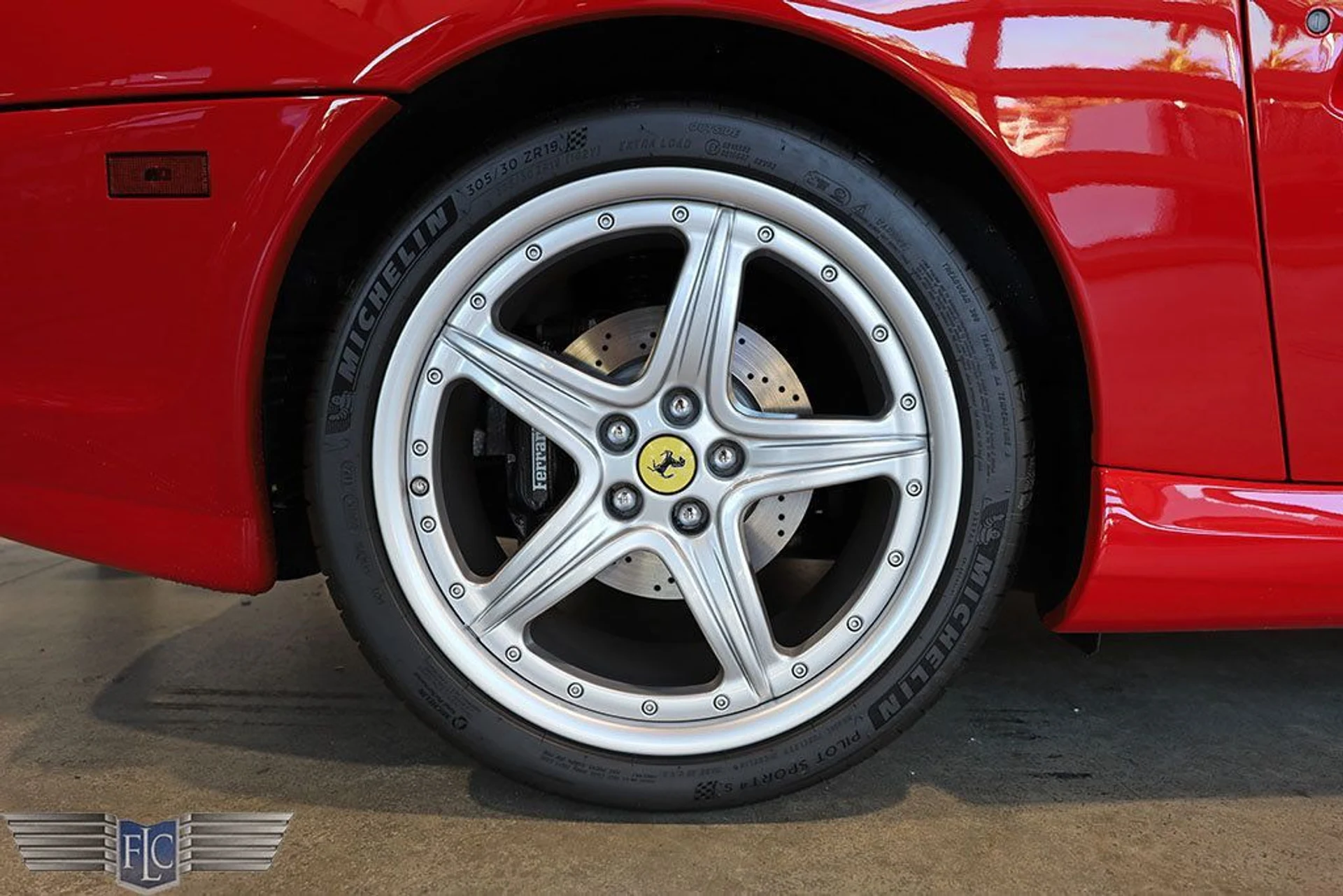 mph030_2873215433_used_2005_ferrari_575_superamerica_9689_22963102_31_1024_210b78ae3b