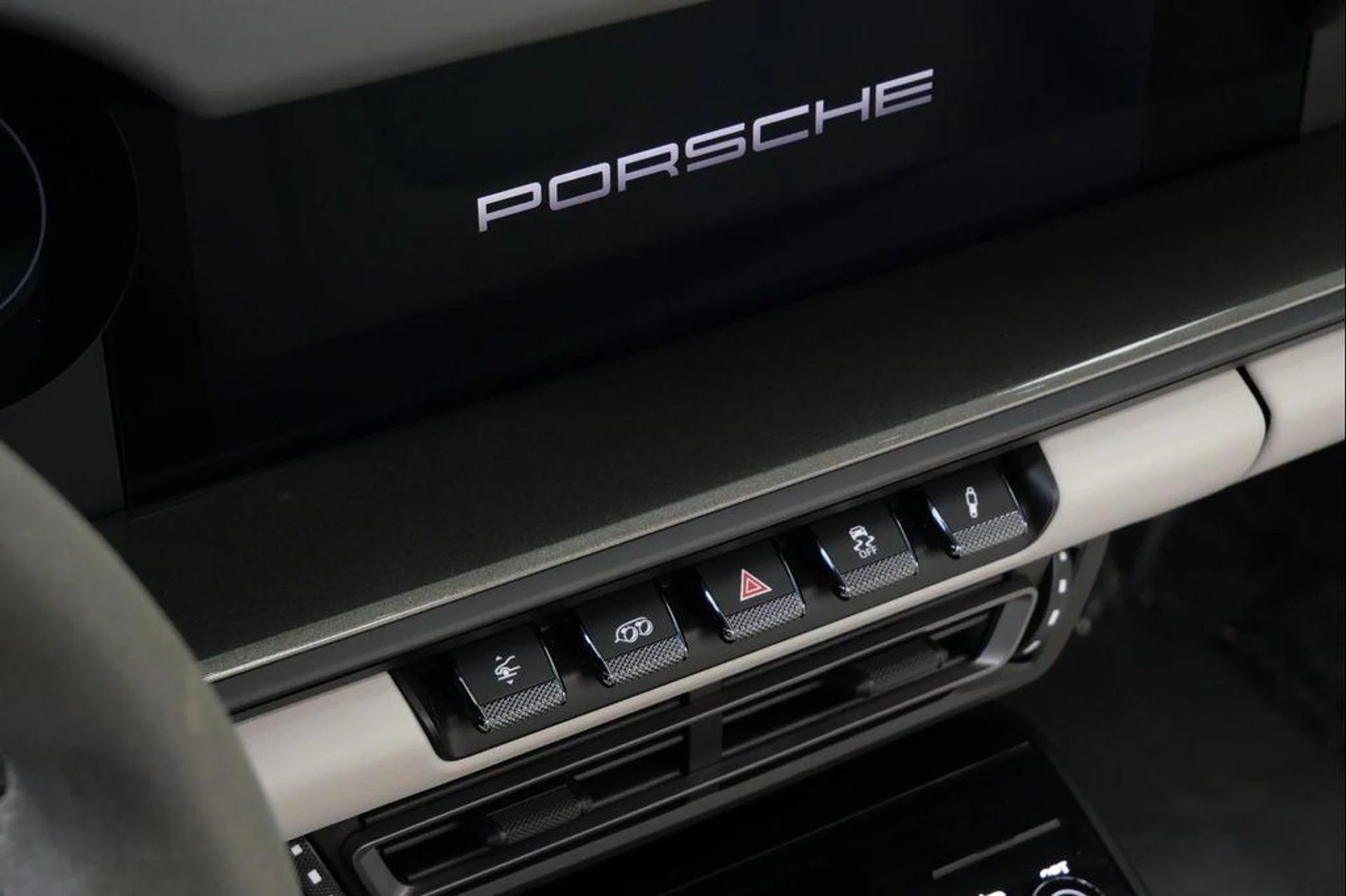 mph030_2876738895_p_O_Kf_F1si7_T_Hl8u_H_Bbhzmdv5s4_f73c6d4dce