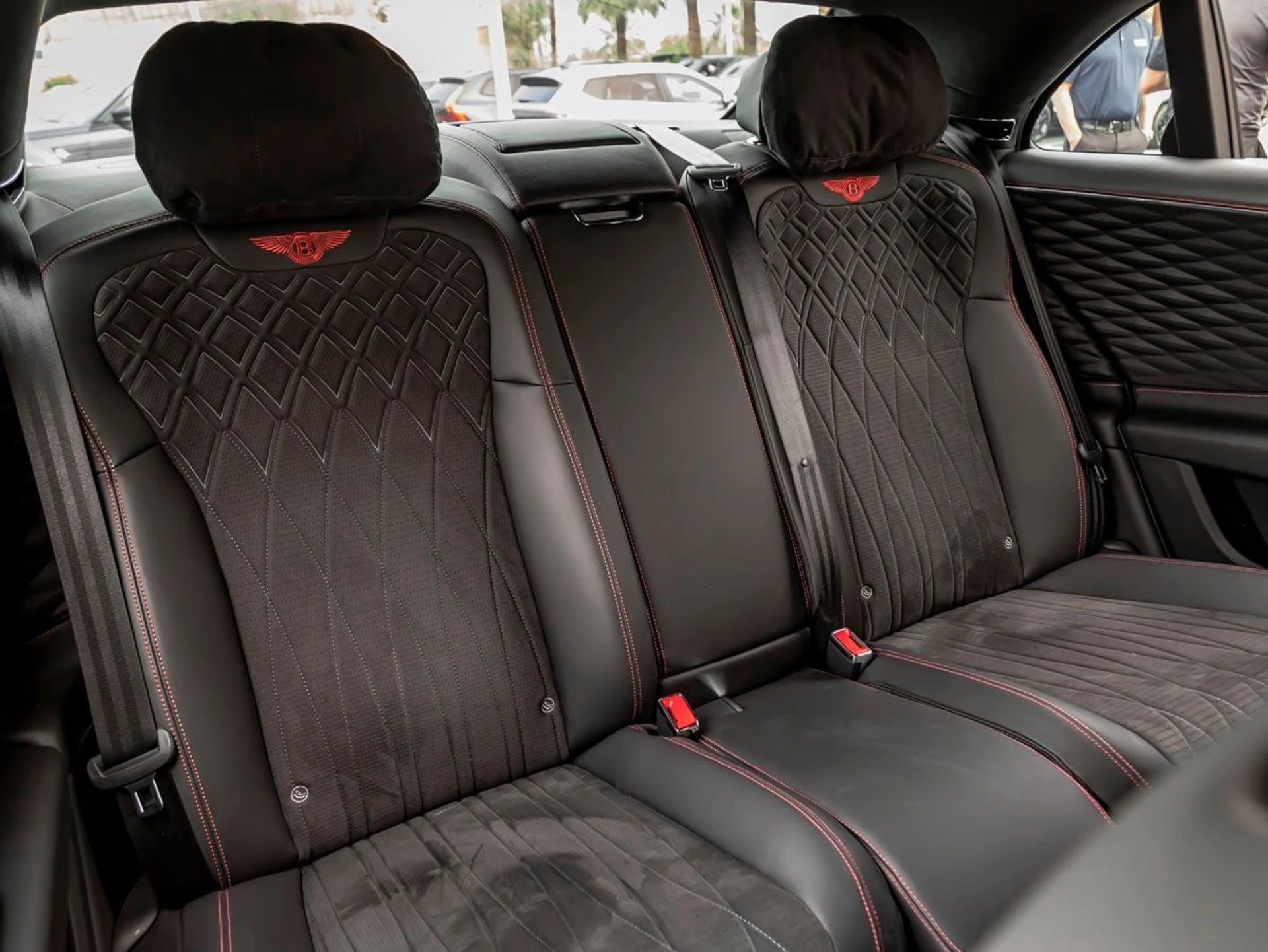 mph030_2878455801_31_d872b7bd85