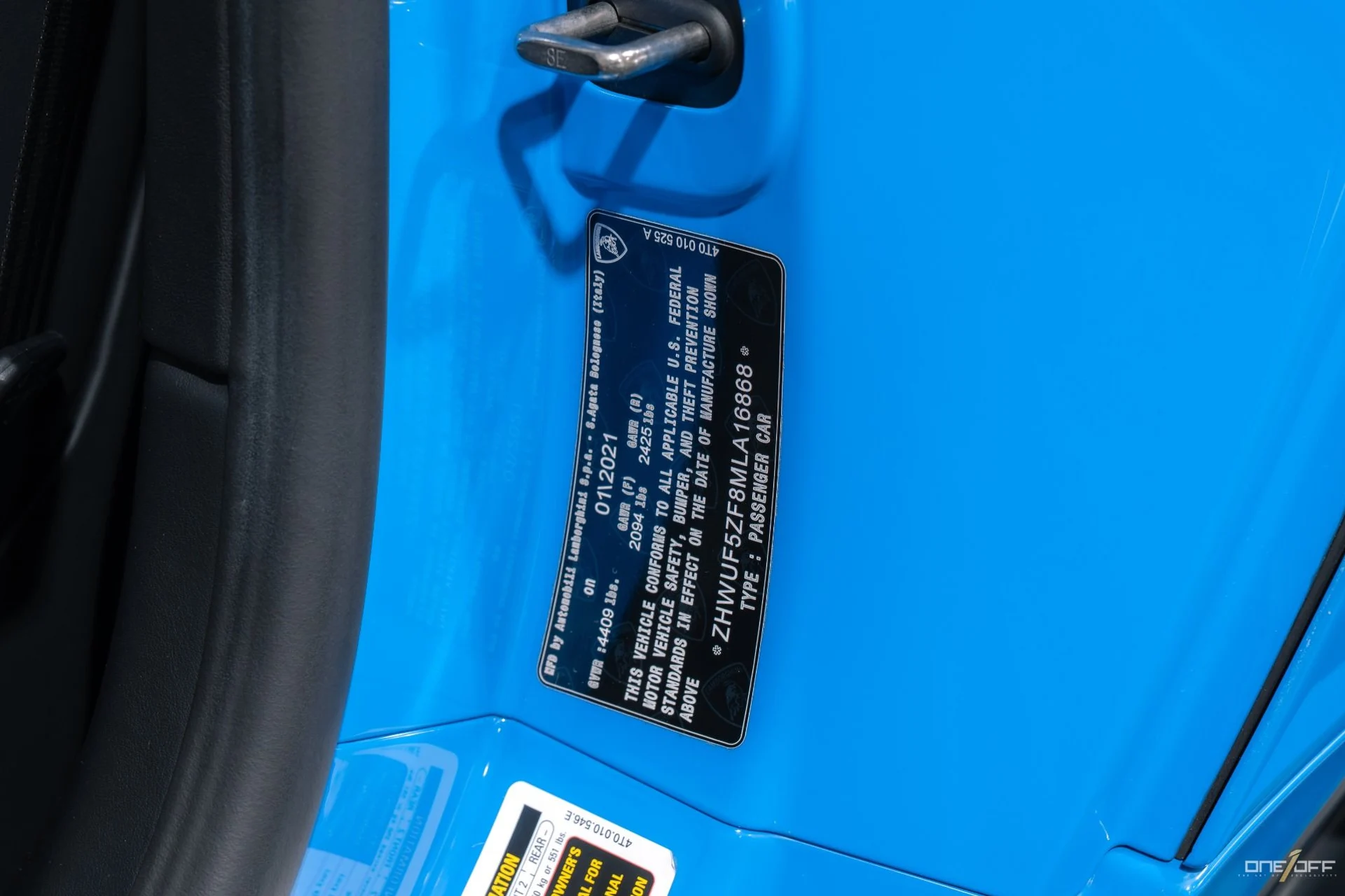 mph030_2878467563_Used_2021_Lamborghini_Huracan_EVO_Ad_Personam_Blu_Le_Mans_1741389537_064d37be53