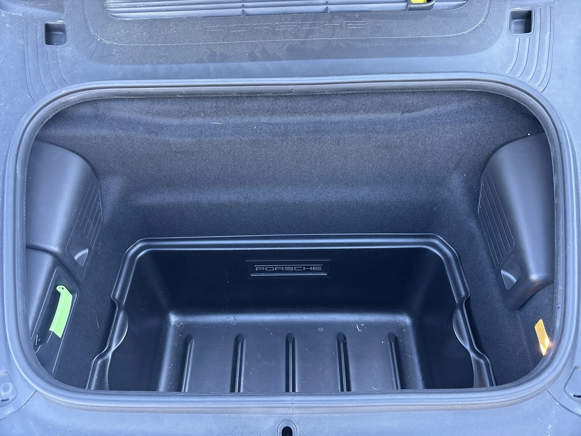 mph030_2878568556_f22d59f230944634a6cbb7dd7b85ad7e_813500f824