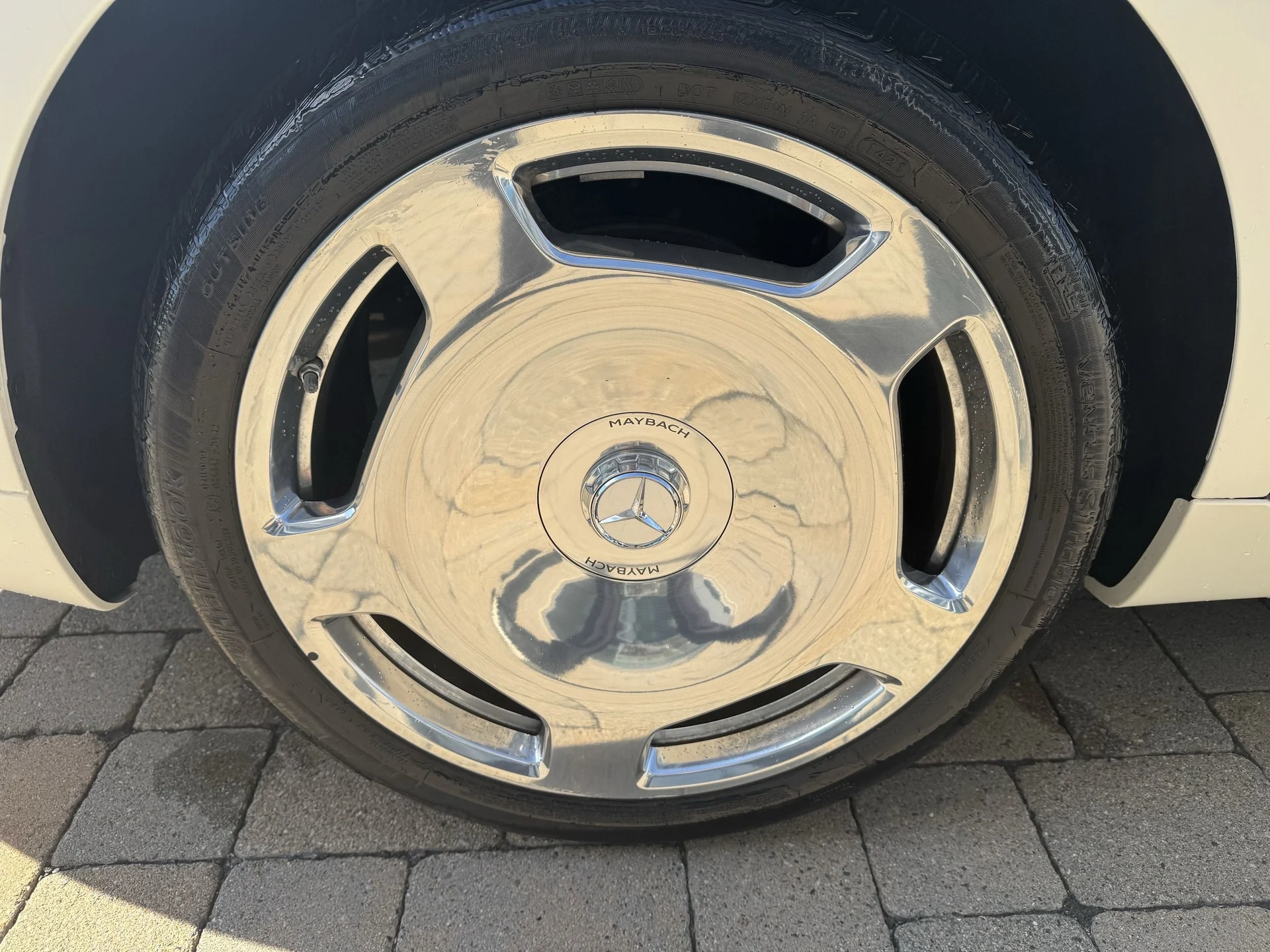 mph030_2892591189_e4dc961886a6ceb5d01863c7d97fbea1x_7980bd490b