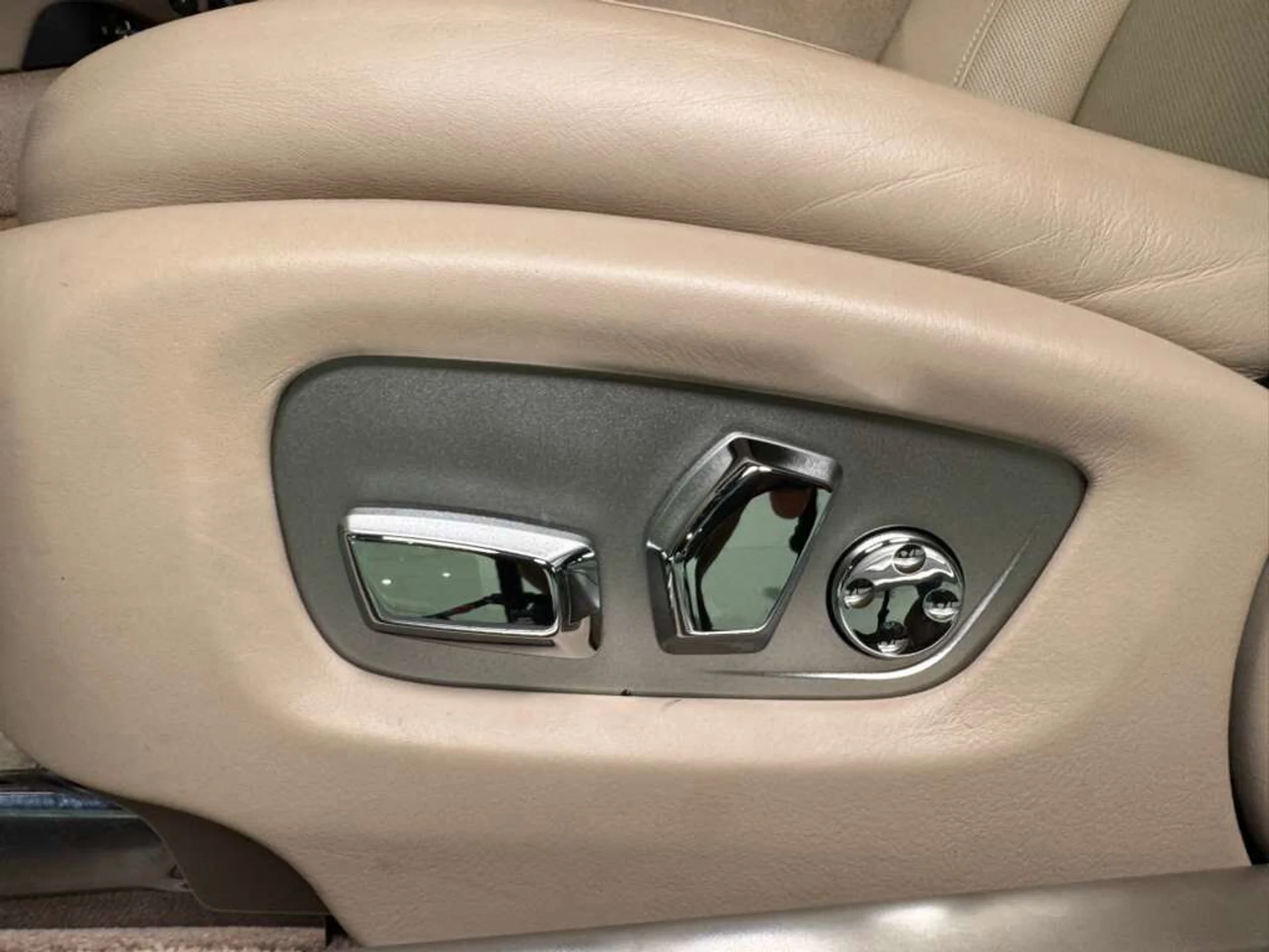 mph030_2896881109_4e46b9b60cd19674a1a893e022bd4e0d_136ef02795