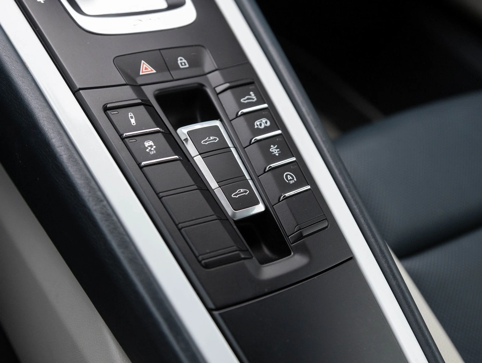 mph030_2912952876_31_cedd12e9be