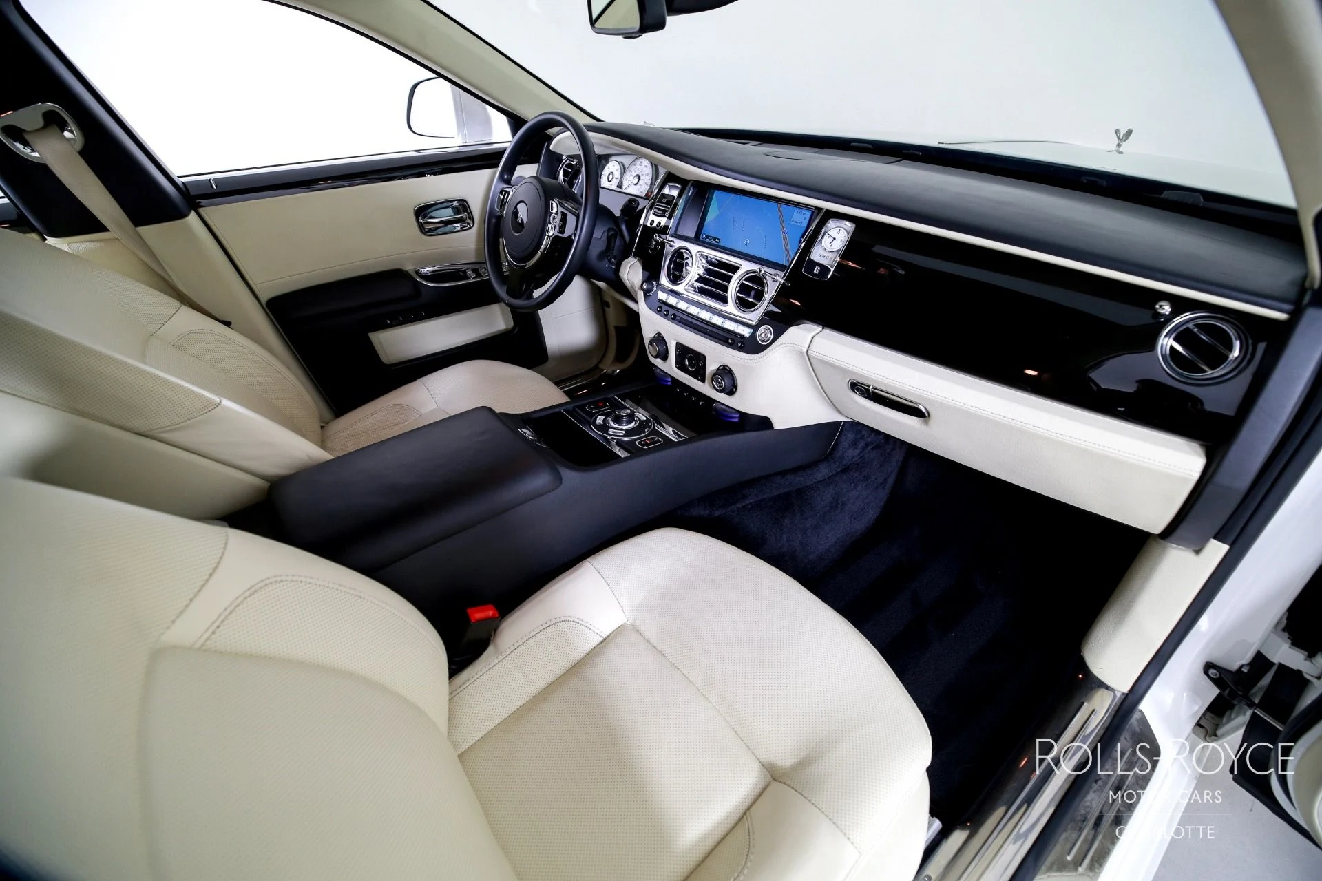 mph030_2913569097_Used_2012_Rolls_Royce_Ghost_1754583804_17f3da0957