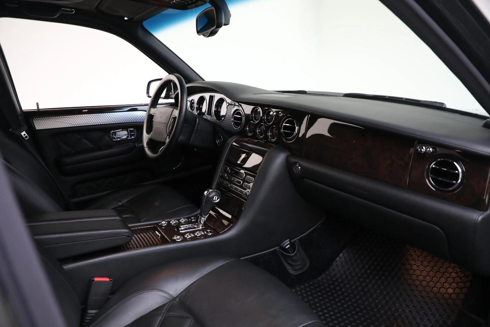 mph030_2914893066_Used_2005_Bentley_Arnage_T_707c28fa78
