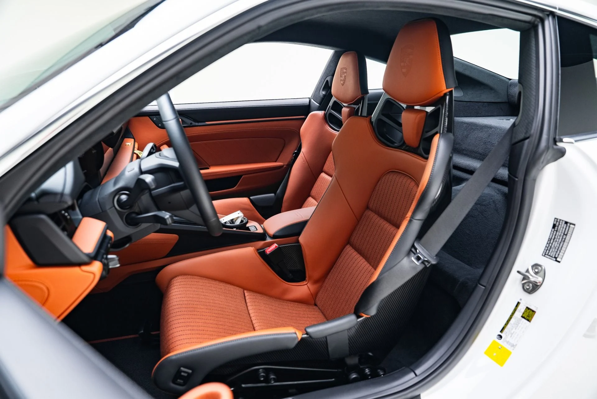 mph030_2930137382_Used_2024_Porsche_911_ST_1767635703_16726fe737