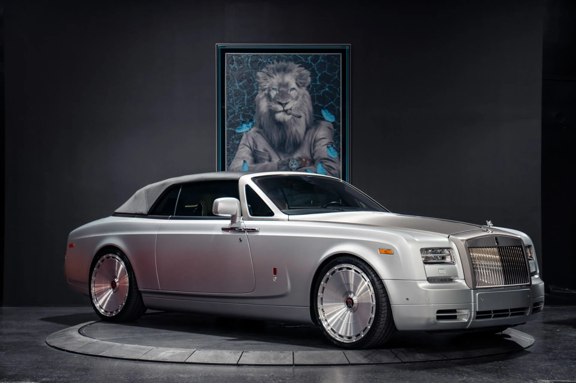 mph030_294312819_Used_2014_Rolls_Royce_Phantom_Drophead_Coupe_1785564931_e79419e5f0