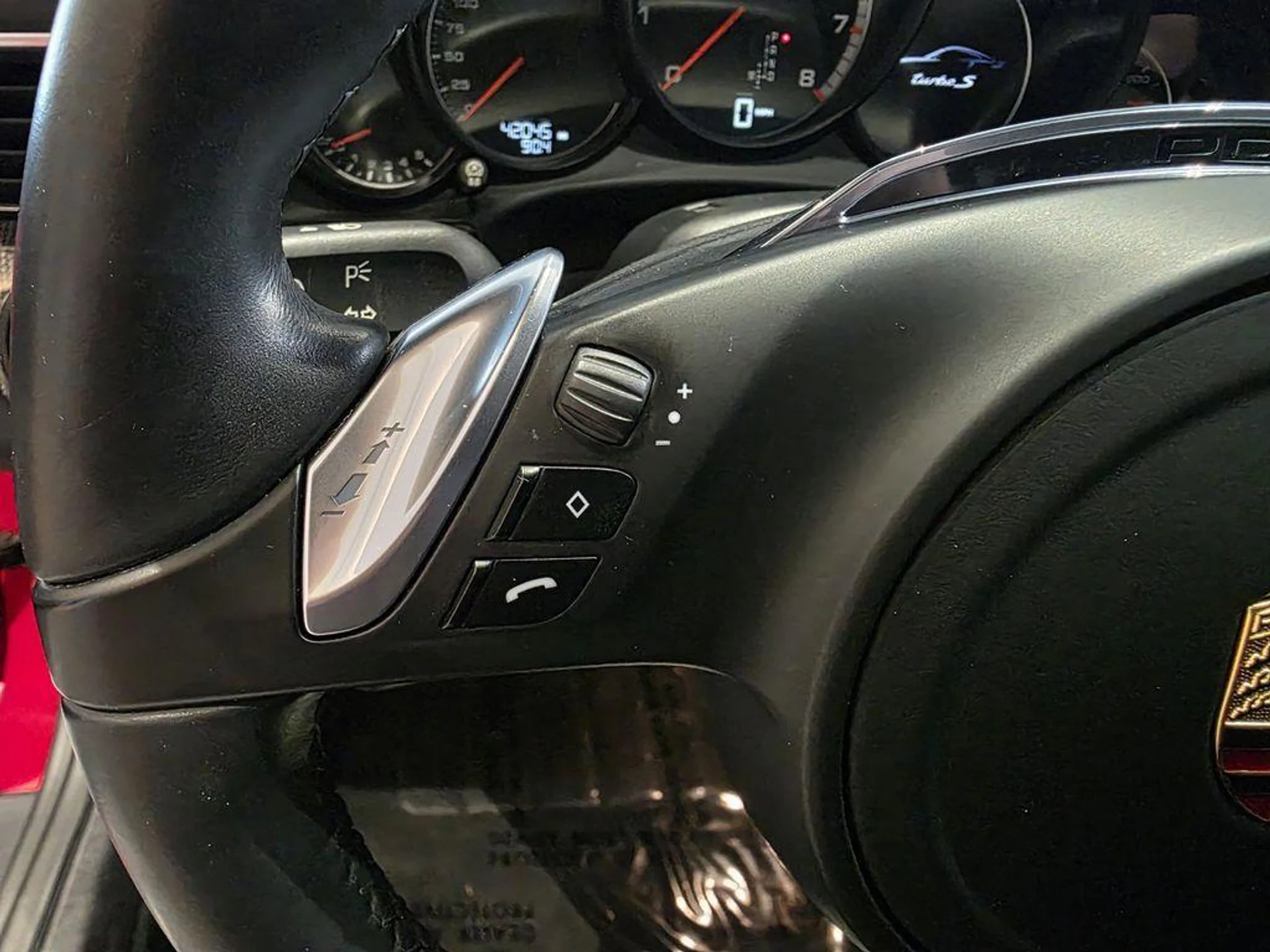 mph030_2943238014_ej9_GF_7_Sk_Zotm_Kg_AQ_0b_Ur_UZ_Mq_KE_0_da5db34ed8